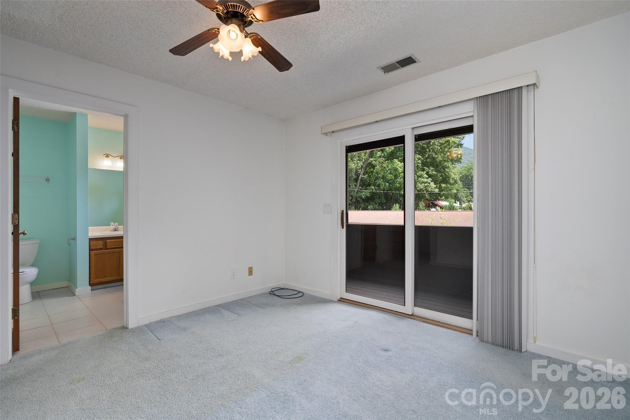 36 Meadows Lane Property Photo 16