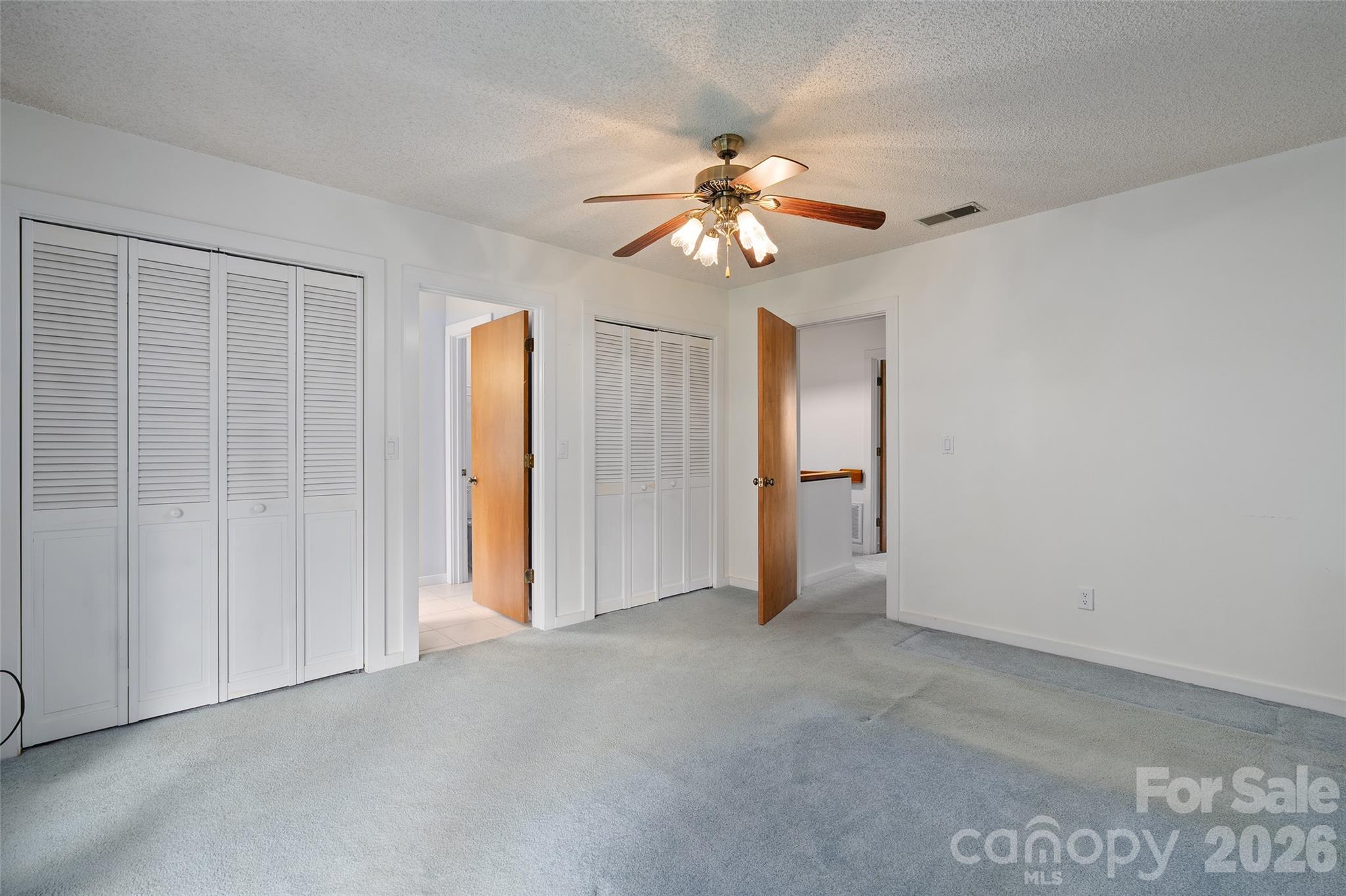 36 Meadows Lane Property Photo 21