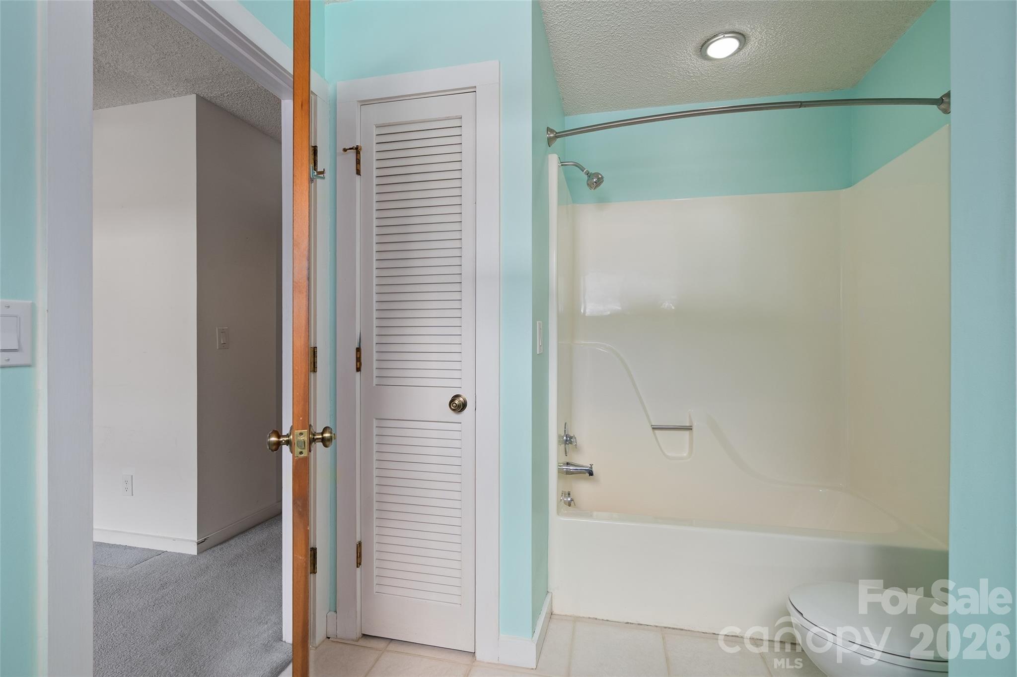 36 Meadows Lane Property Photo 22