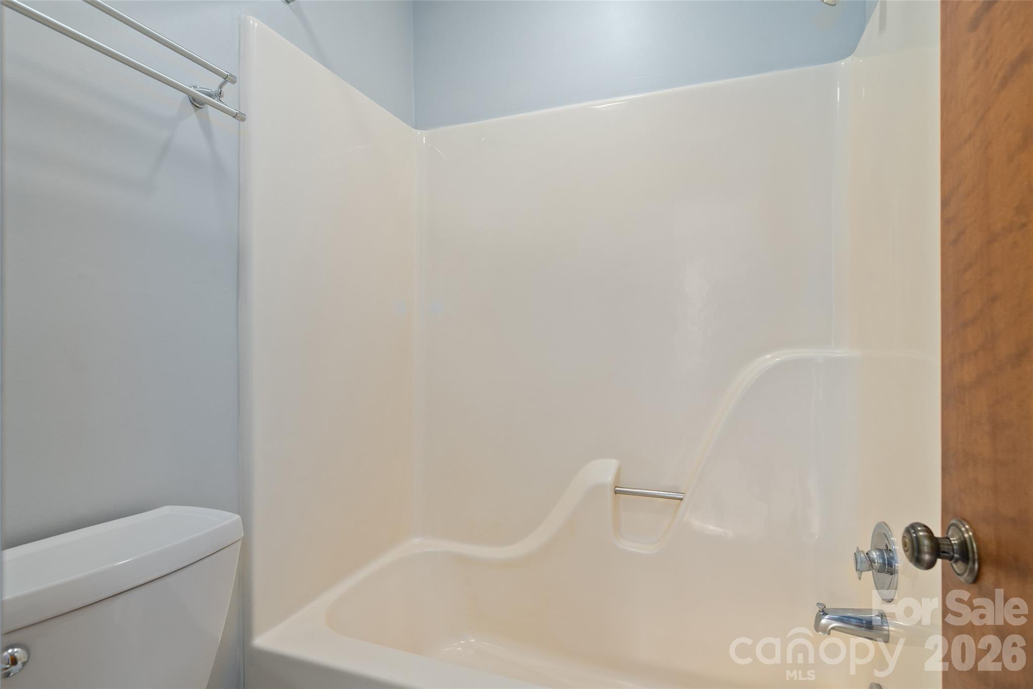 36 Meadows Lane Property Photo 23