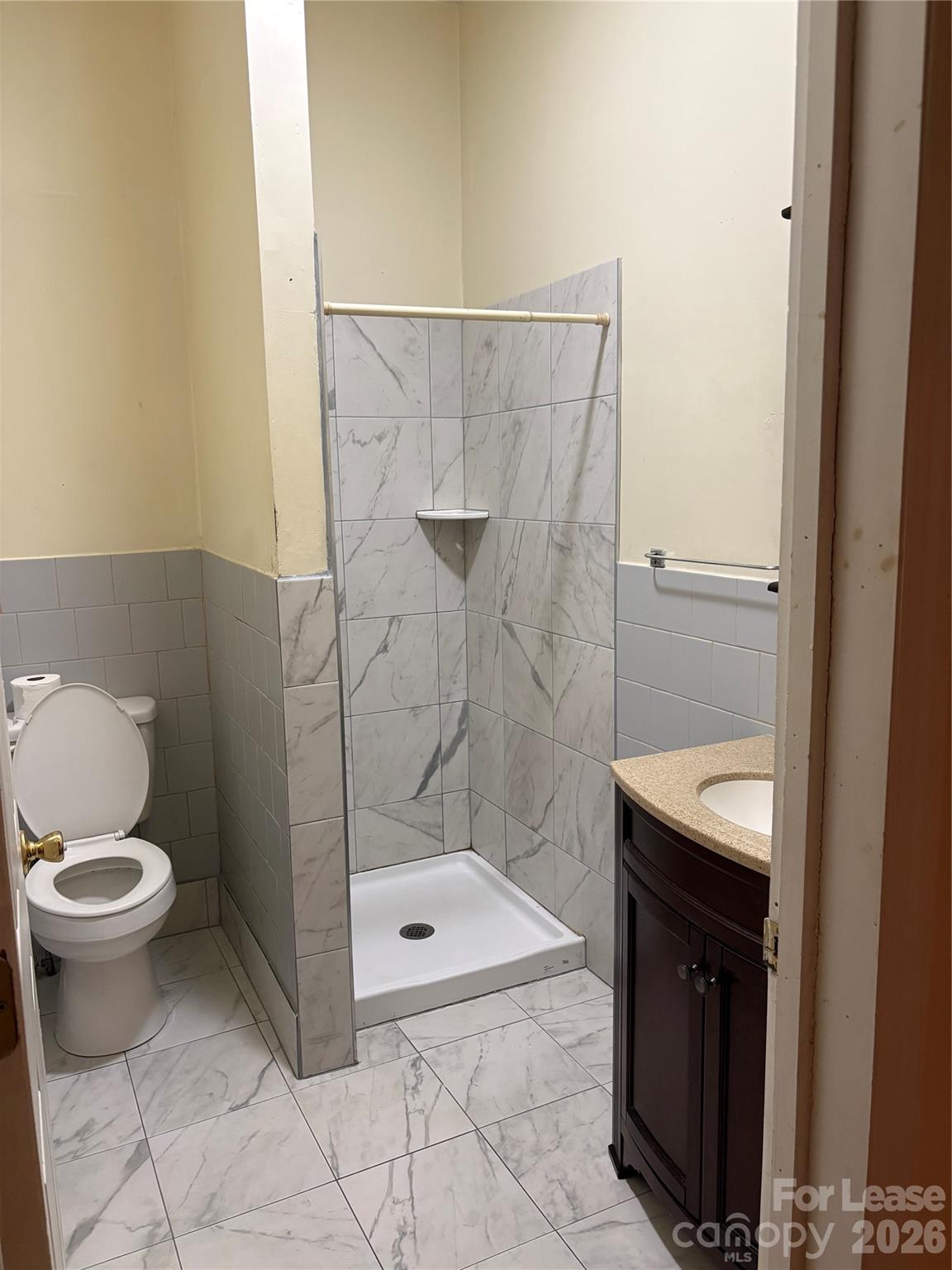 604 Main Avenue Property Photo 4