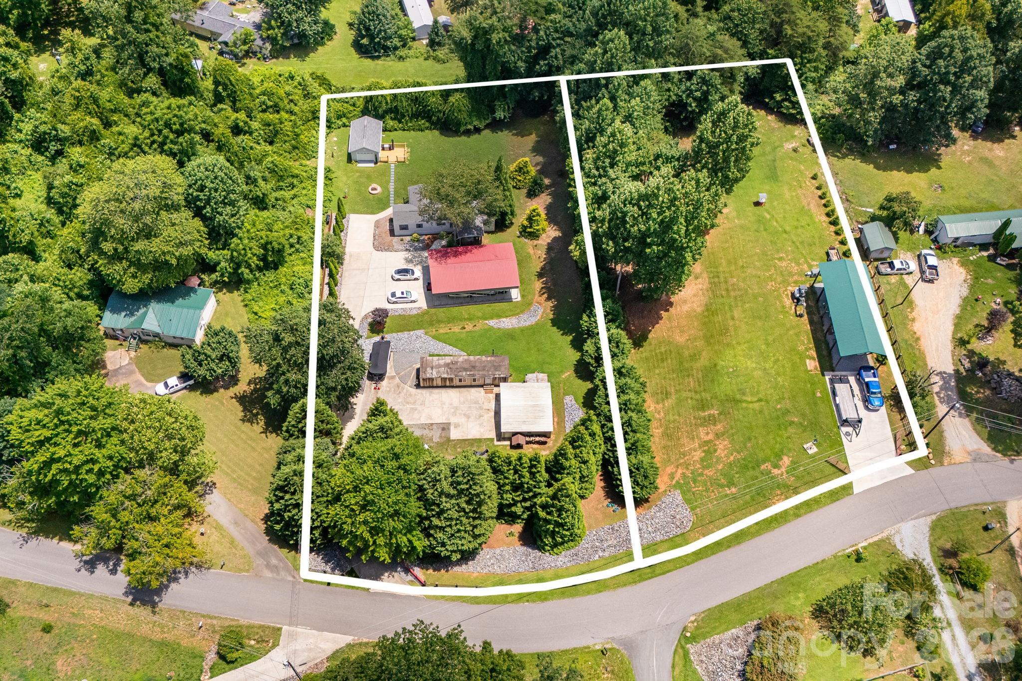 340 And 298 Apache Path Property Photo 1