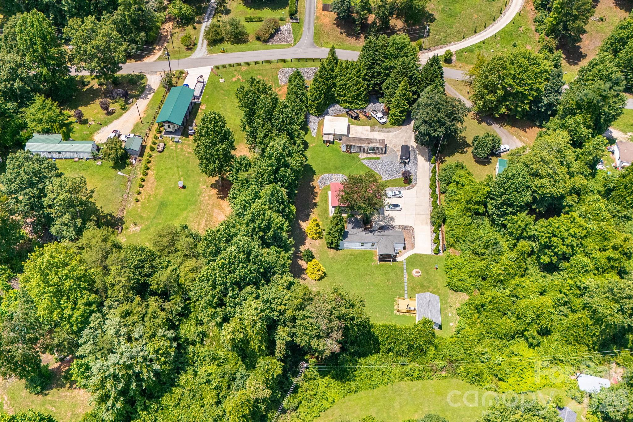 340 And 298 Apache Path Property Photo 6
