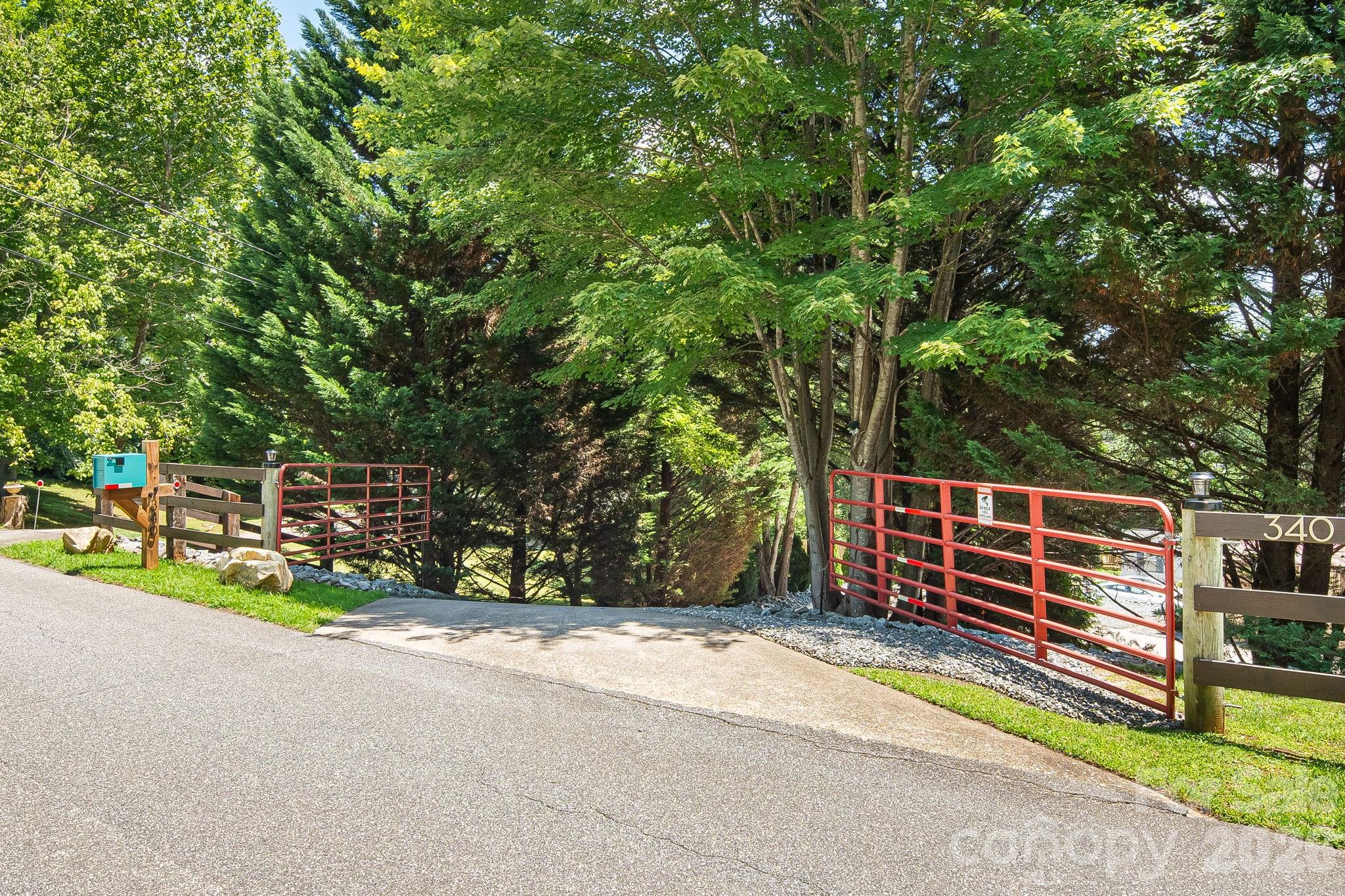 340 And 298 Apache Path Property Photo 12