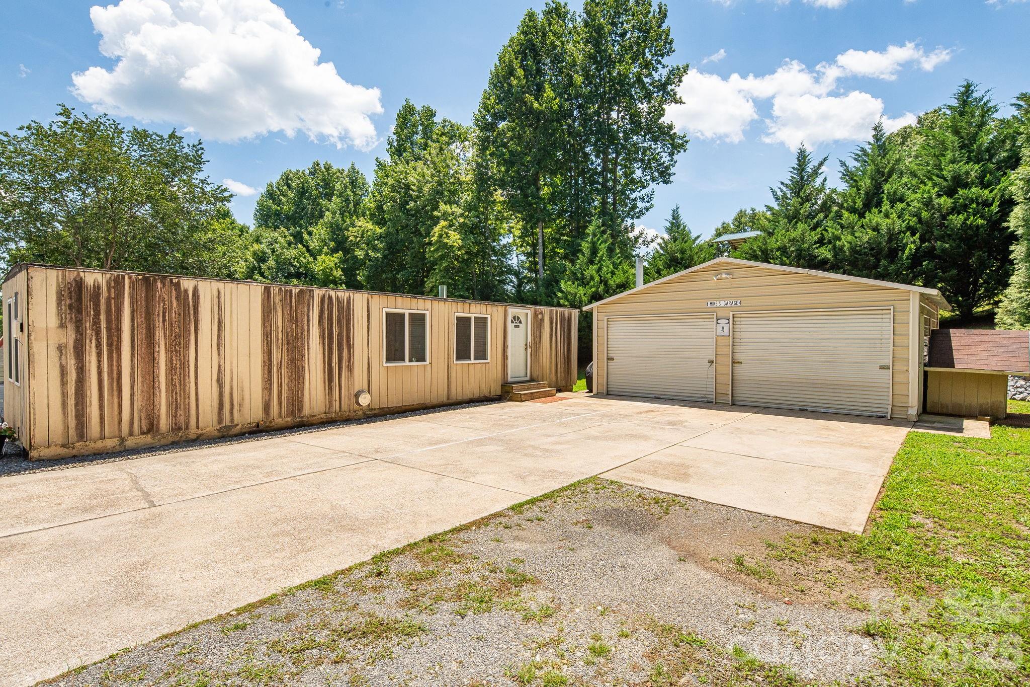 340 And 298 Apache Path Property Photo 15