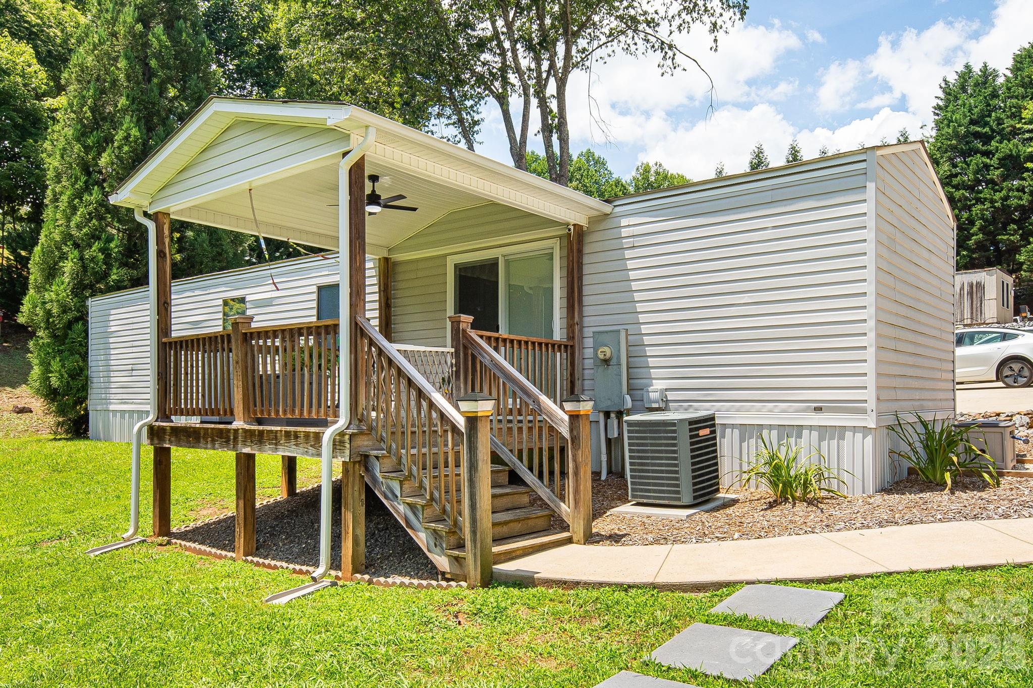 340 And 298 Apache Path Property Photo 23