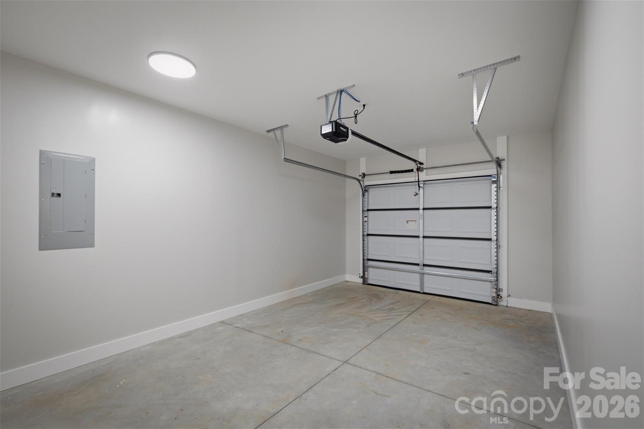 913 Overlook Drive Property Photo 24