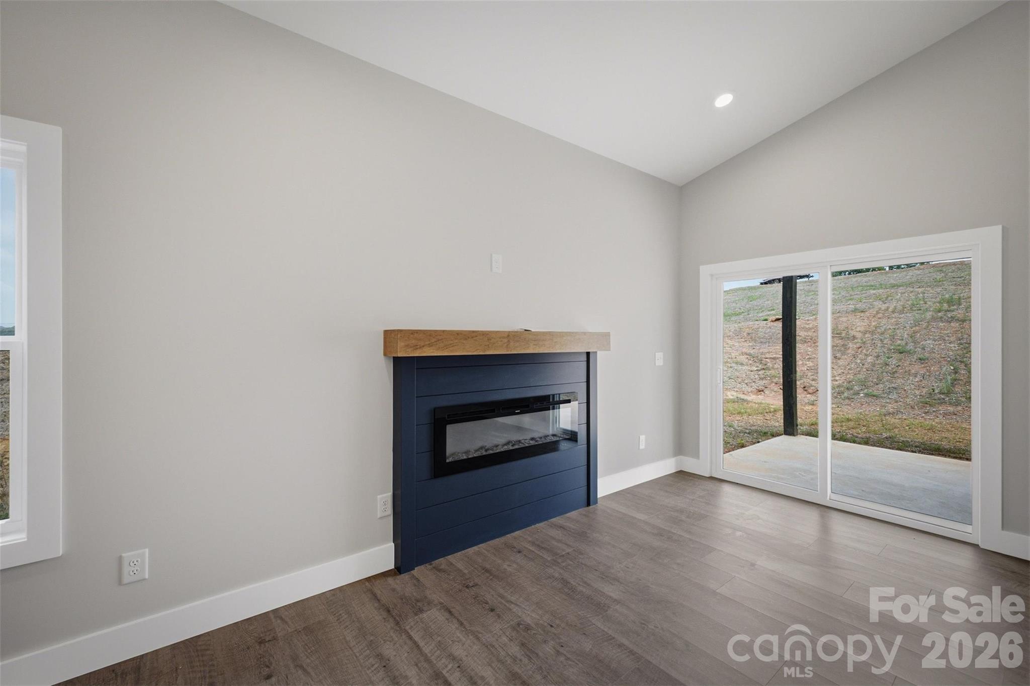 917 Overlook Drive Property Photo 12