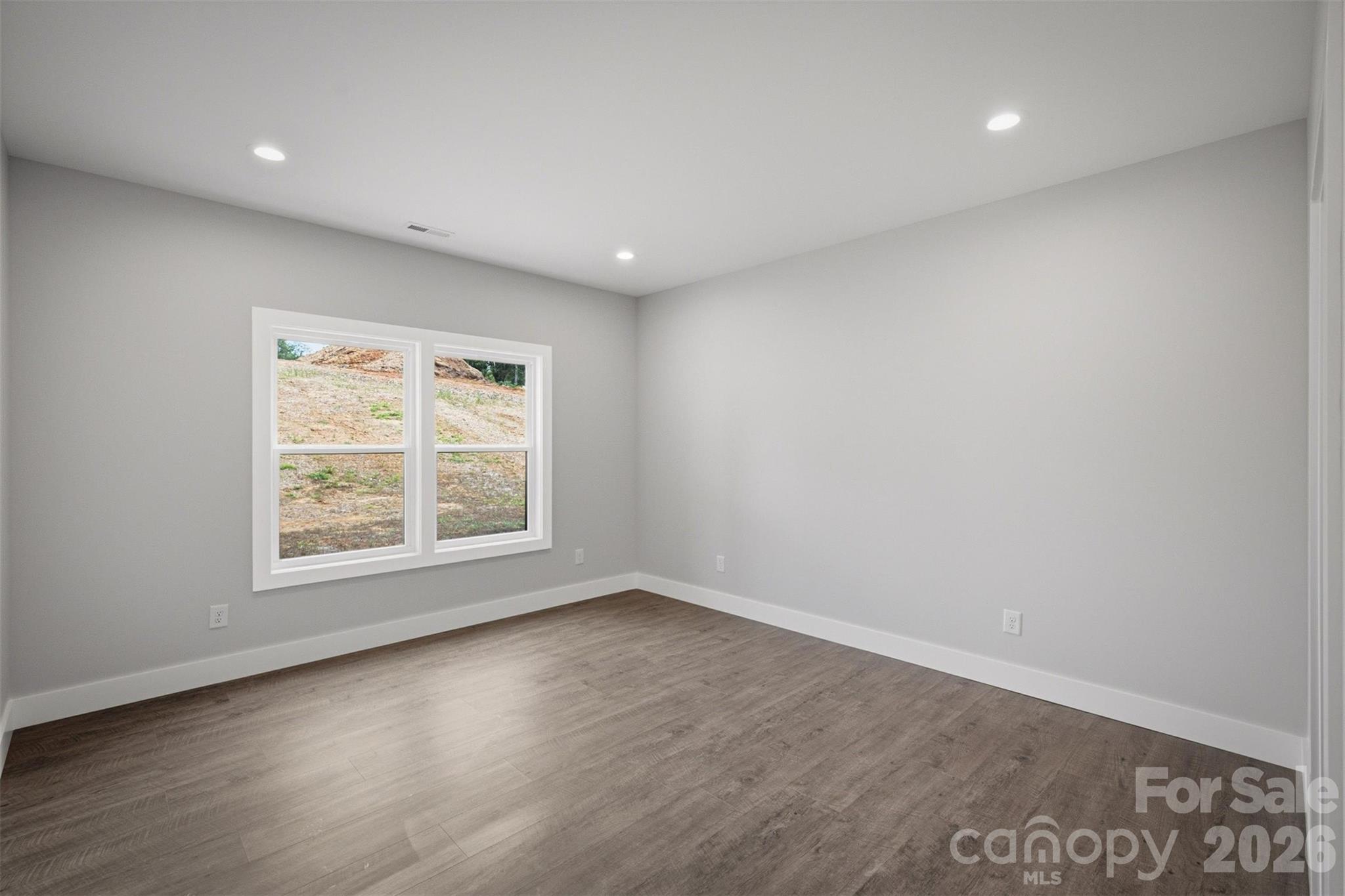 917 Overlook Drive Property Photo 14