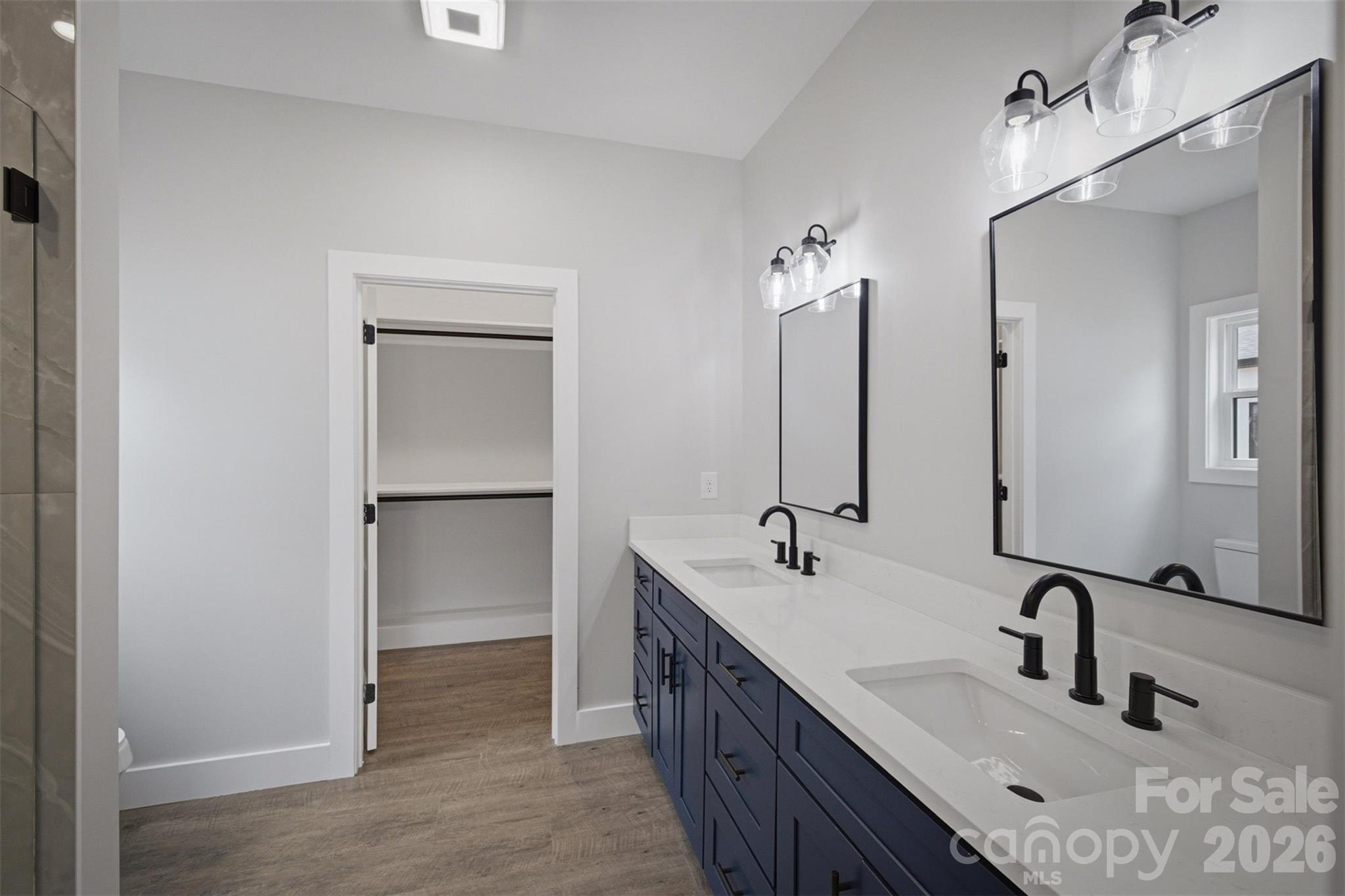 917 Overlook Drive Property Photo 16