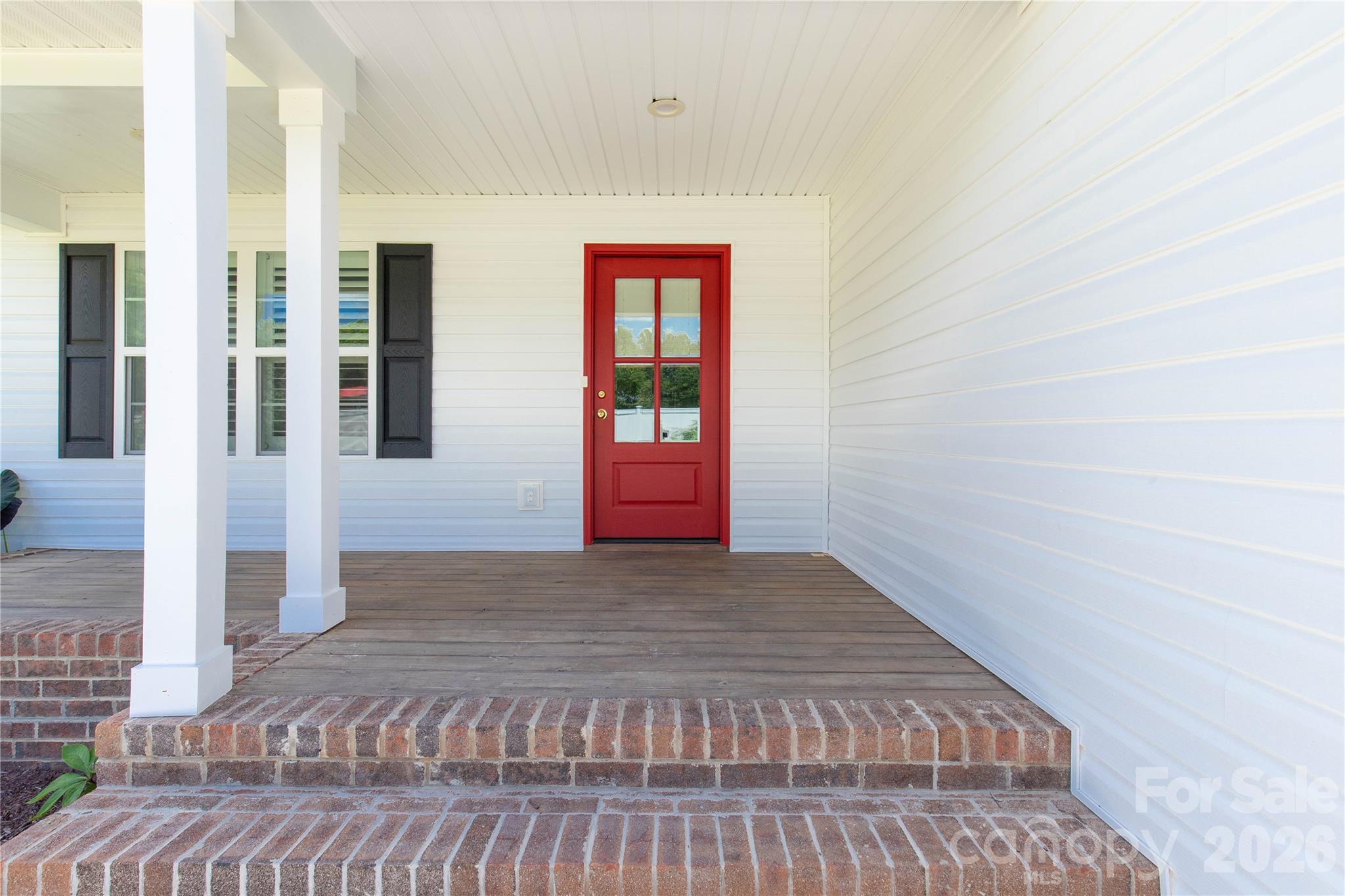 2507 Bill Thompson Road Property Photo 2
