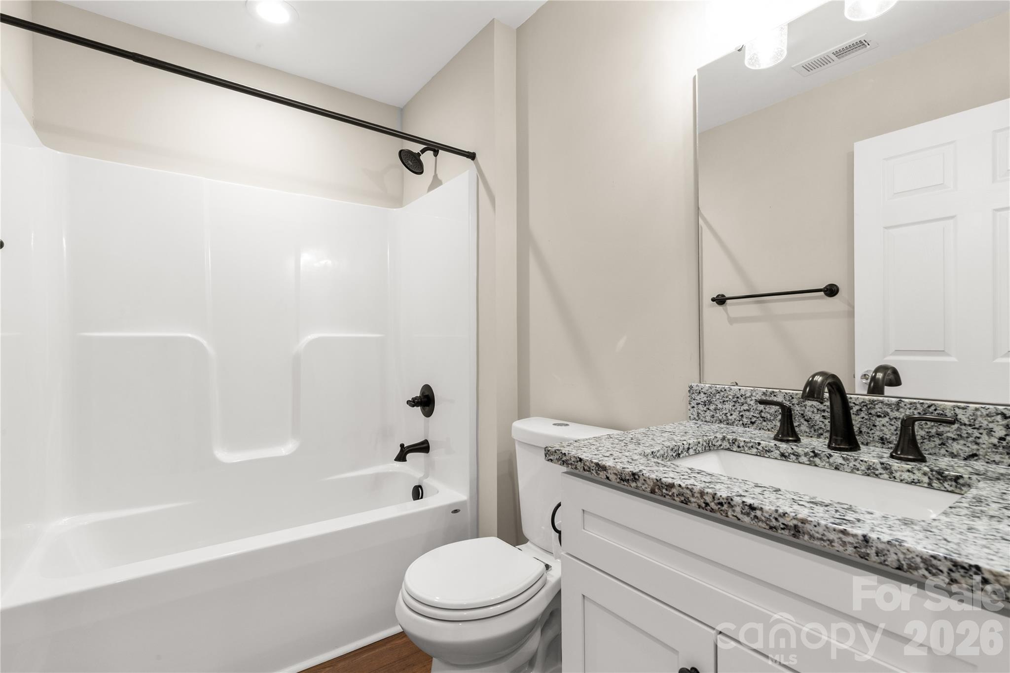 2507 Bill Thompson Road Property Photo 8
