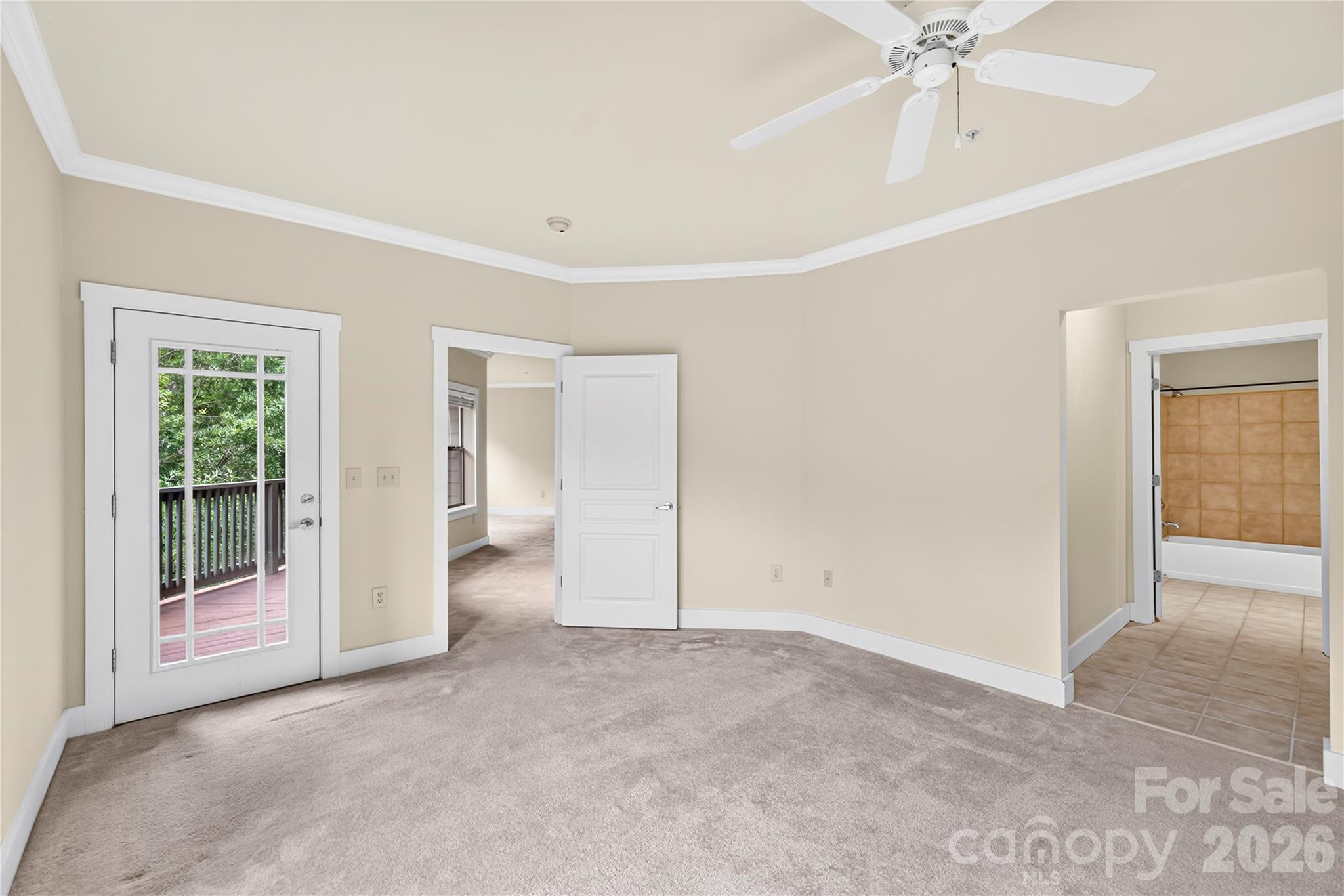 9 Kenilworth Knolls 303 Property Photo 9