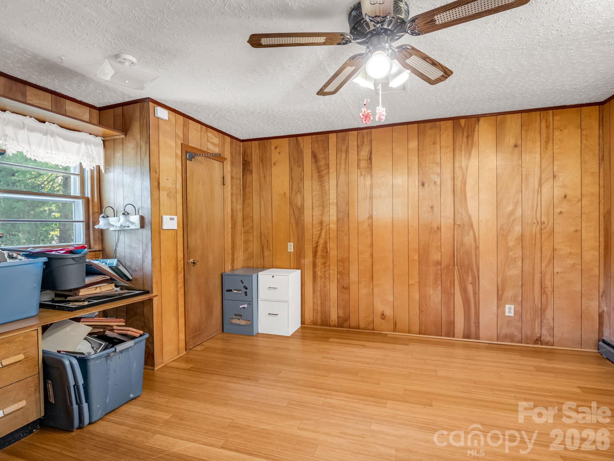 385 Eastview Drive Property Photo 23
