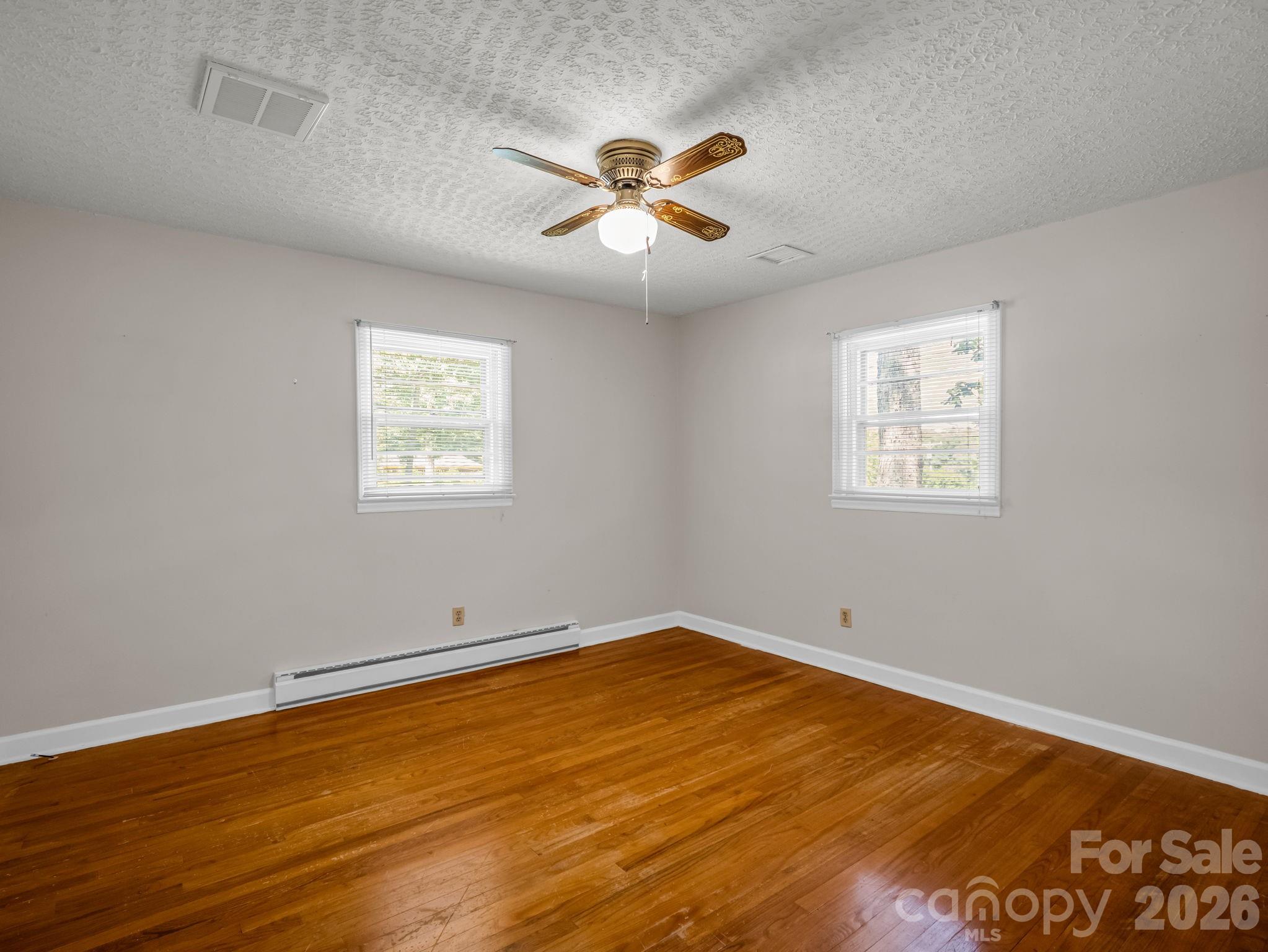 385 Eastview Drive Property Photo 29