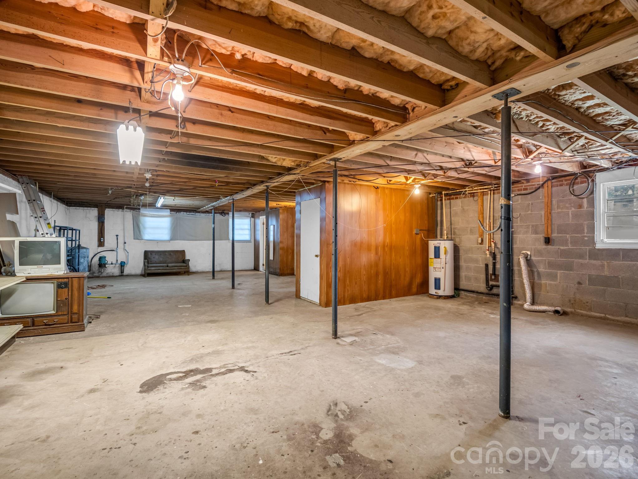 385 Eastview Drive Property Photo 36