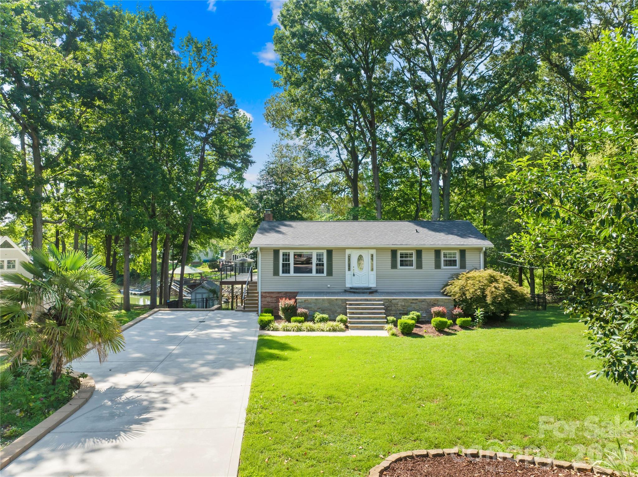 116 Stover Road Property Photo 2