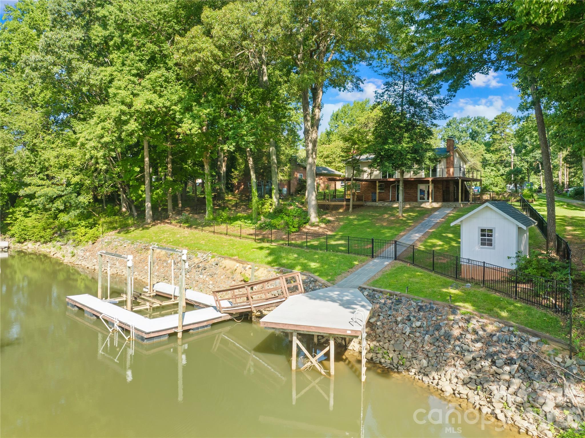 116 Stover Road Property Photo 3