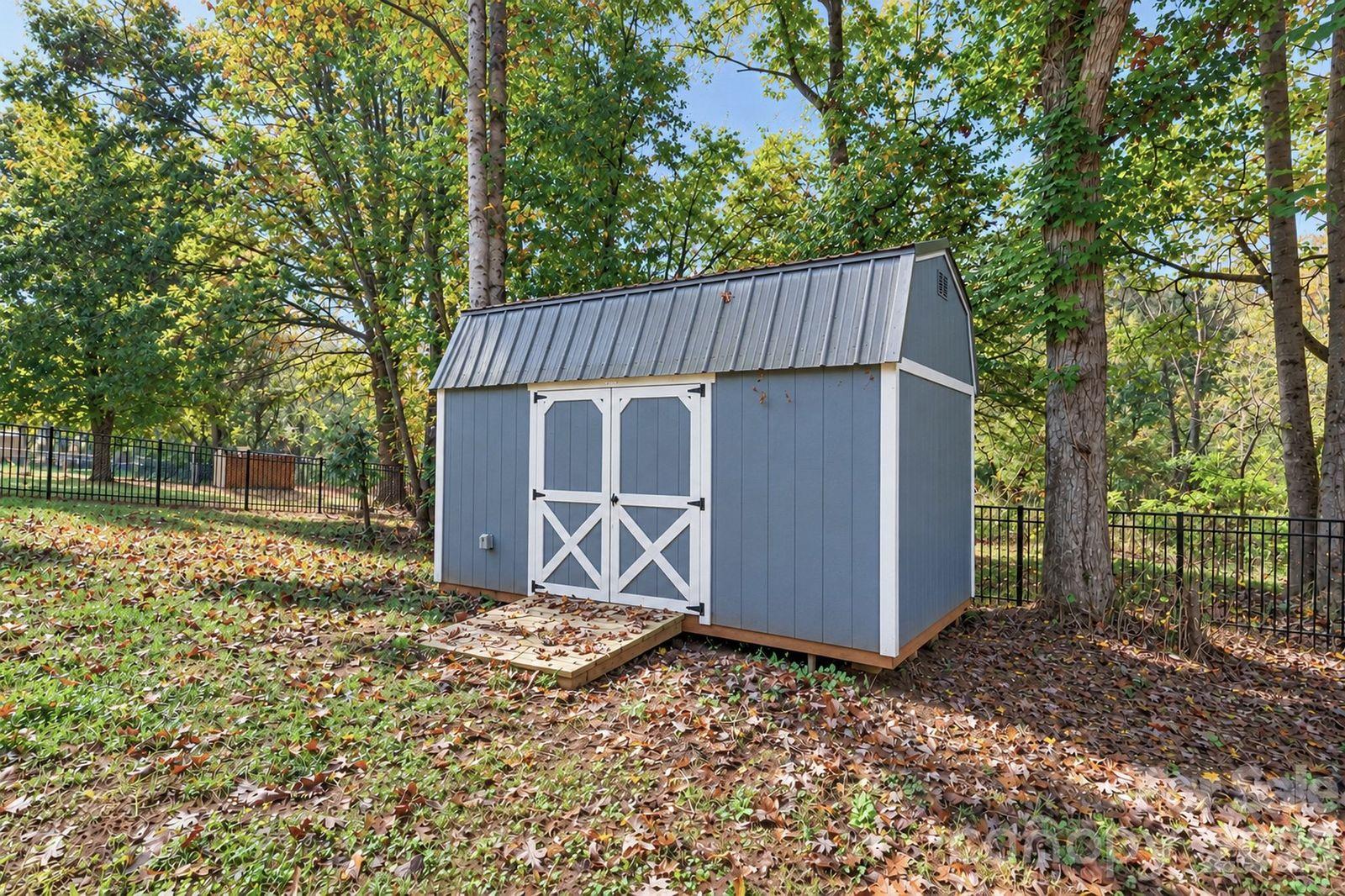 1544 Farmington Hills Drive Property Photo 42