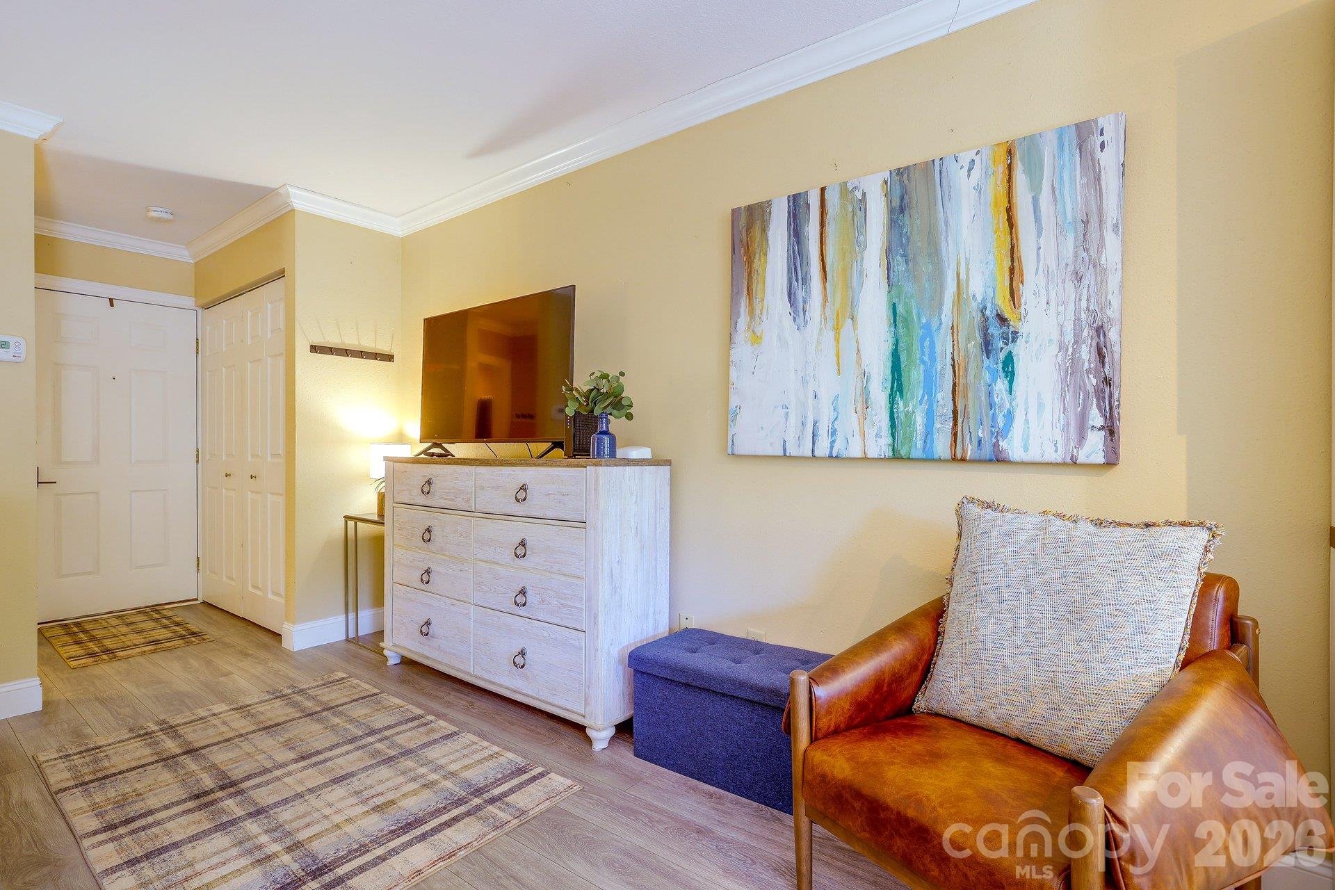 160 Whitney Boulevard 35 Property Photo 5