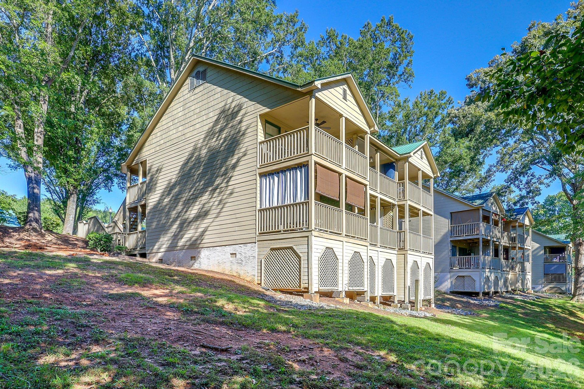 160 Whitney Boulevard 35 Property Photo 18