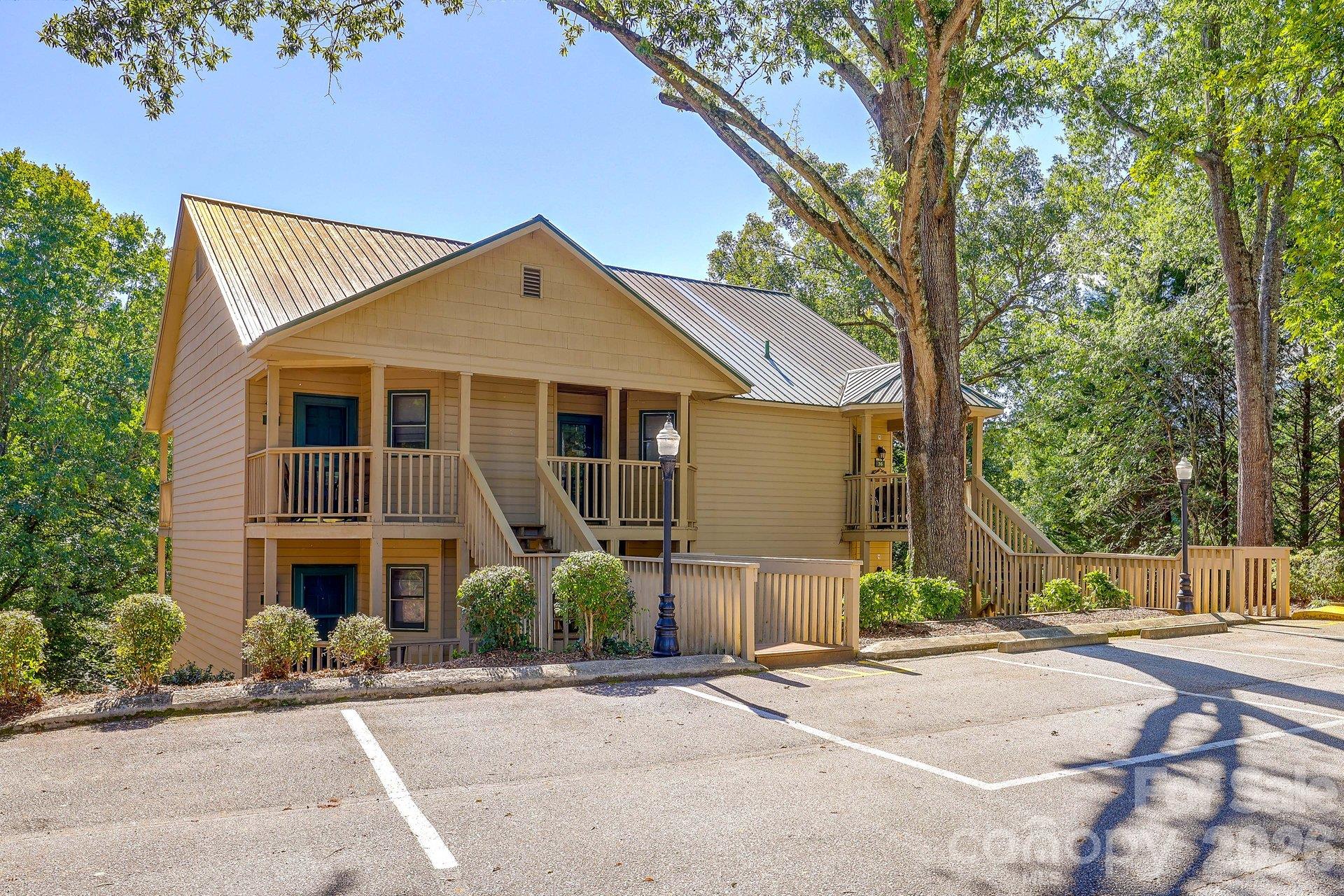 160 Whitney Boulevard 35 Property Photo 20