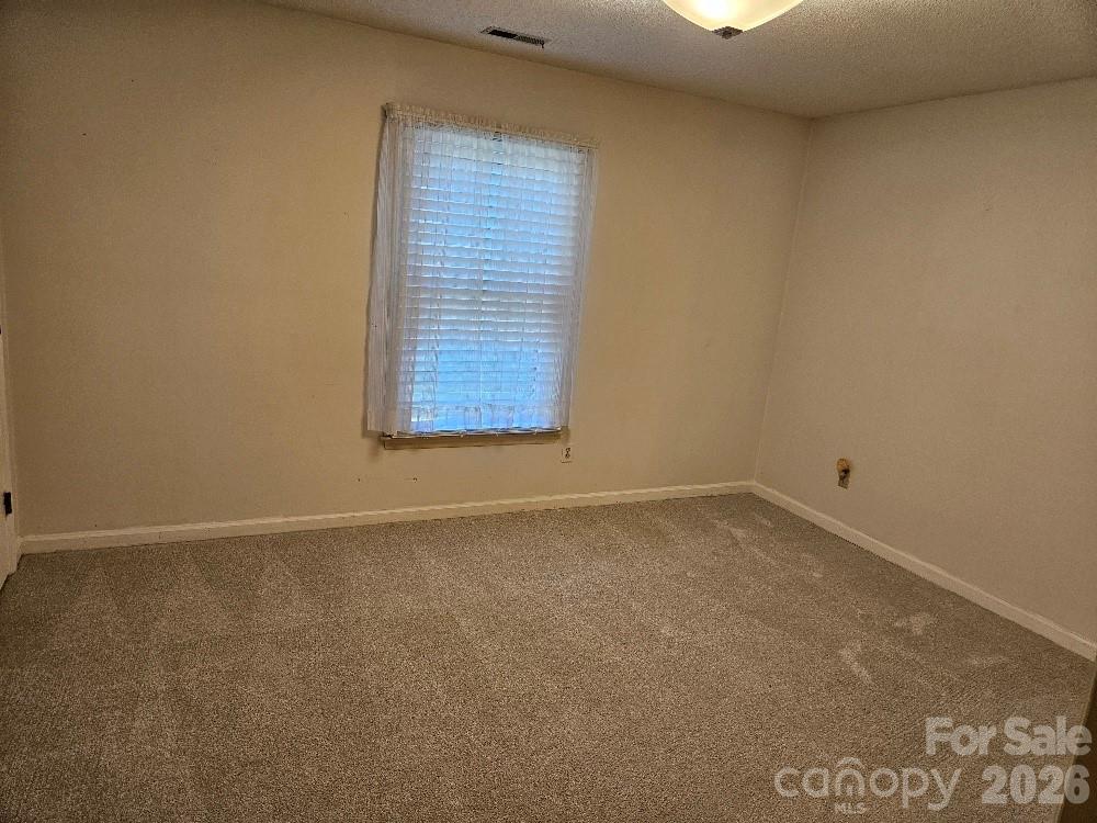 221 Pointe Circle Property Photo 10