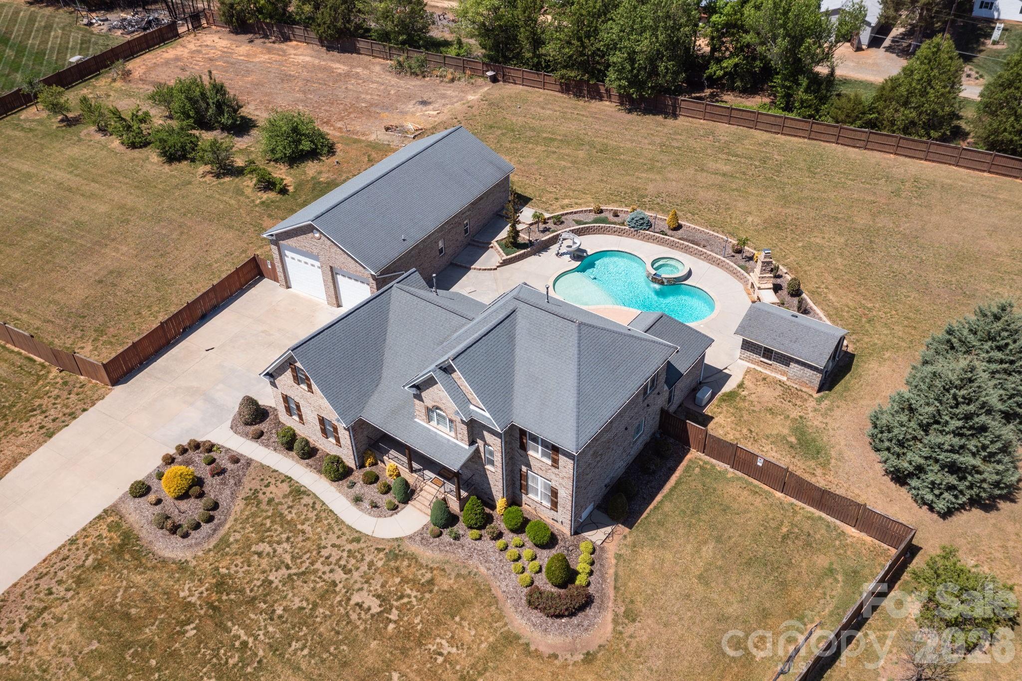 8204 Brotherstwo Road Property Photo 23