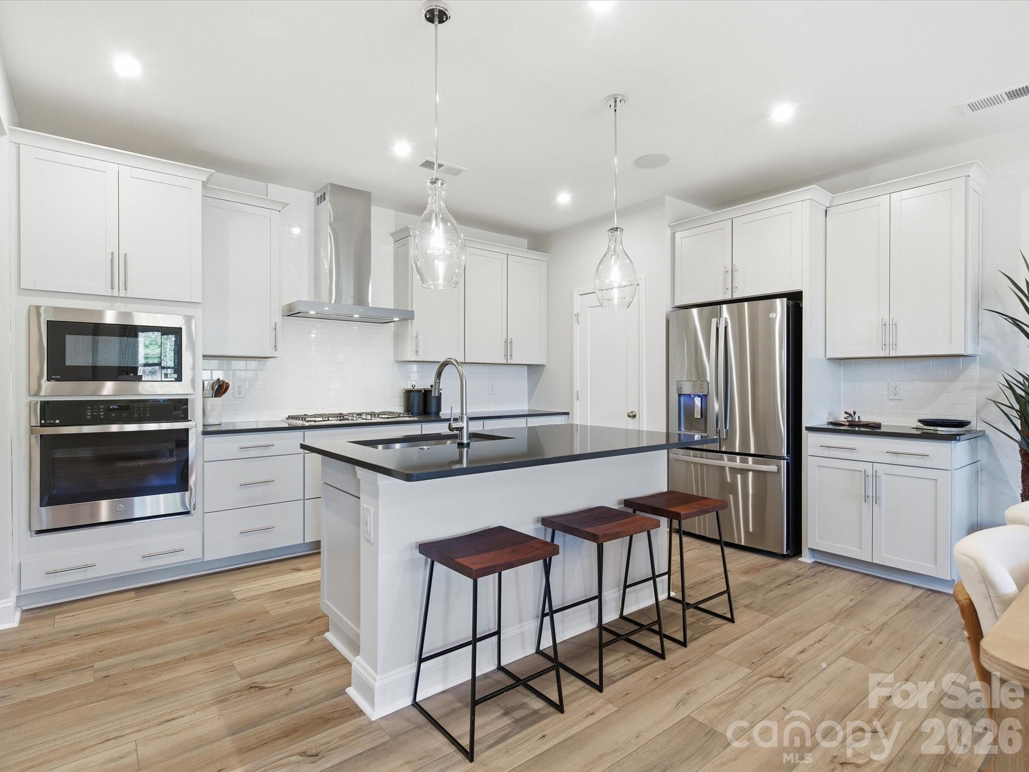 471 Nash Street Property Photo 10