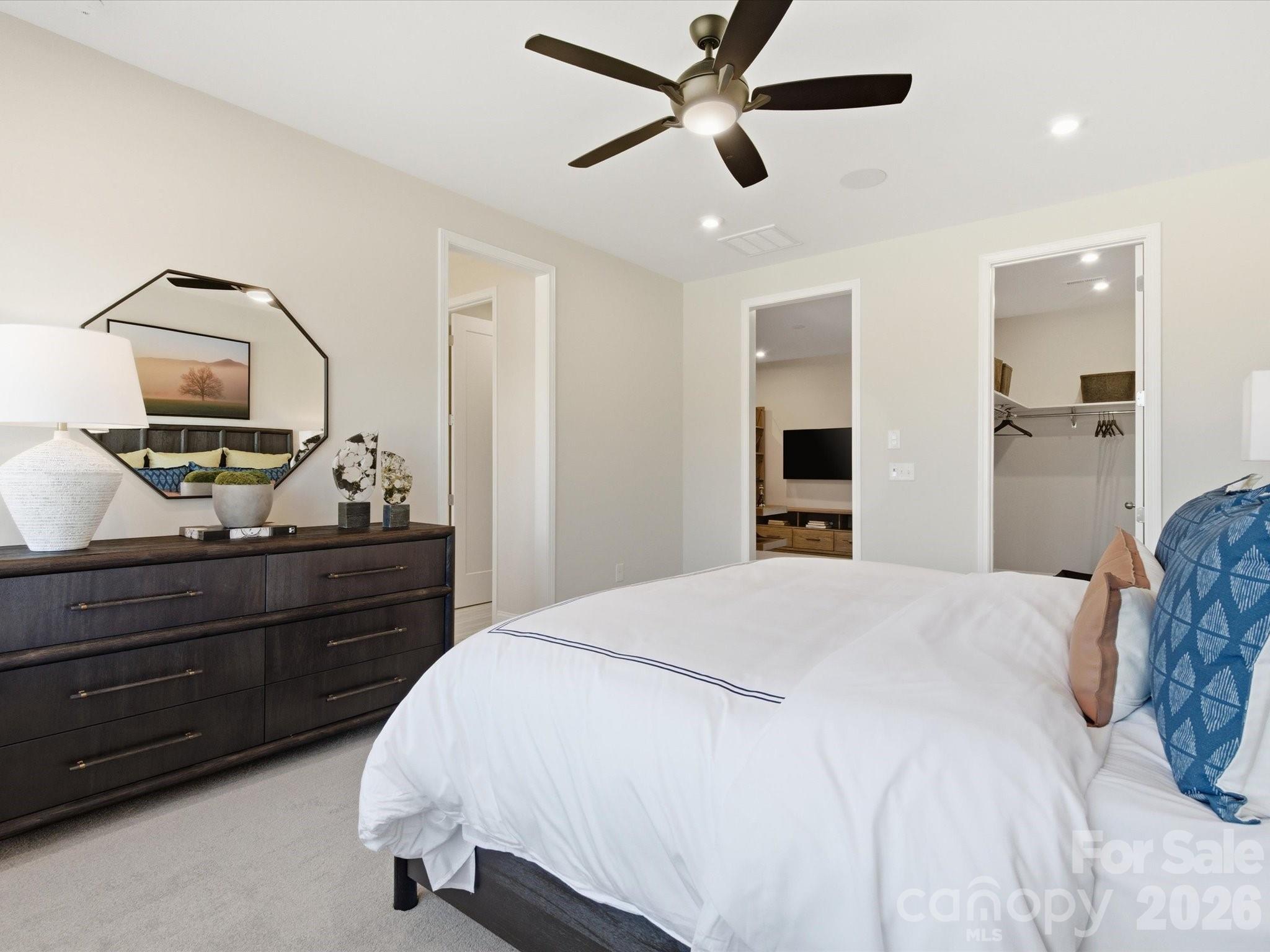 471 Nash Street Property Photo 13