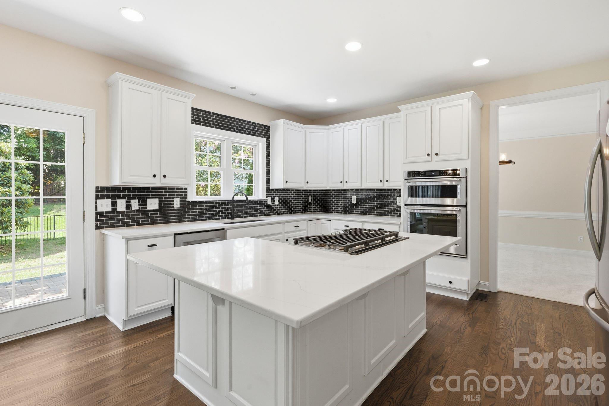 12106 Kane Alexander Drive Property Photo 6