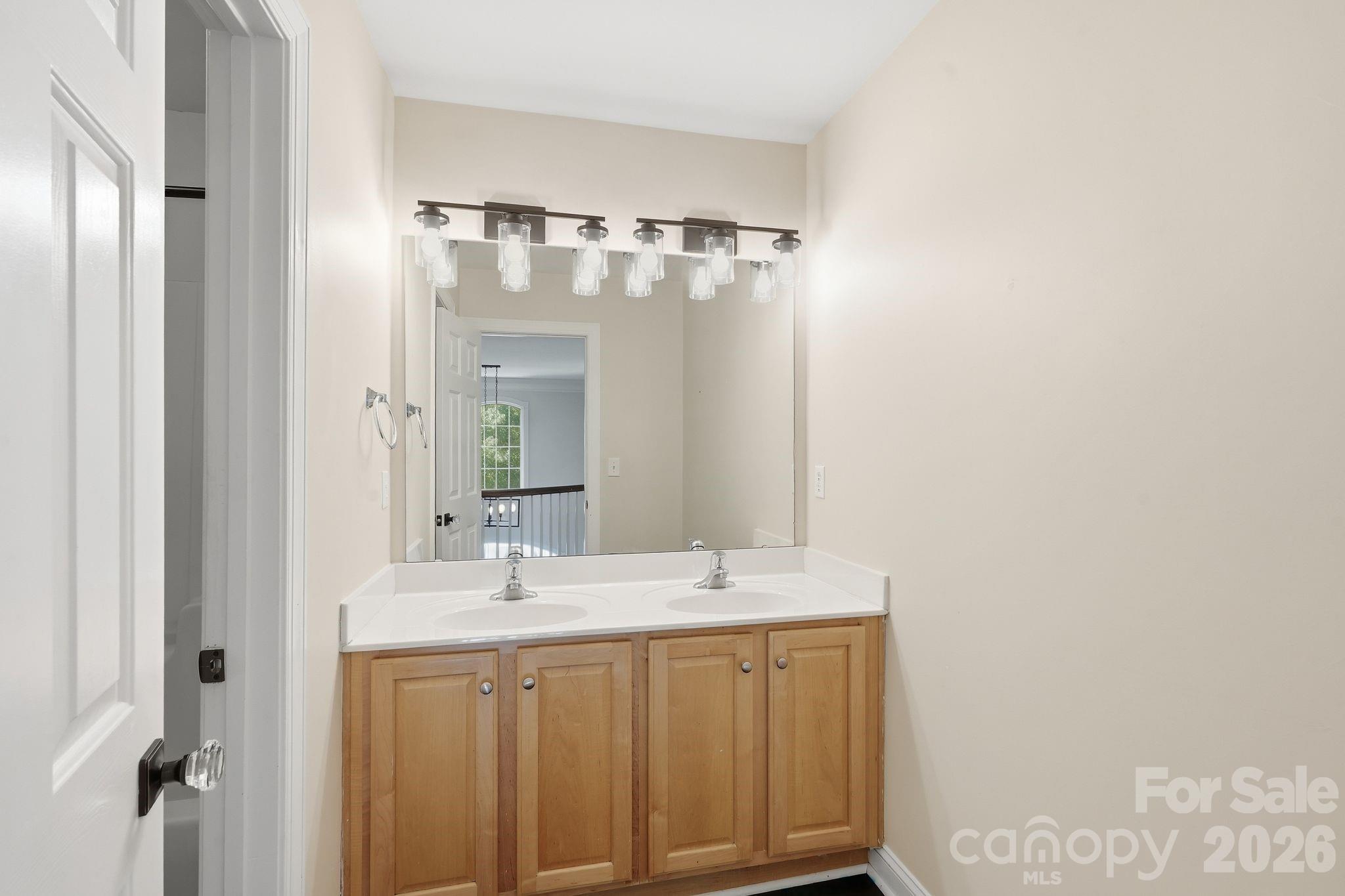 12106 Kane Alexander Drive Property Photo 10
