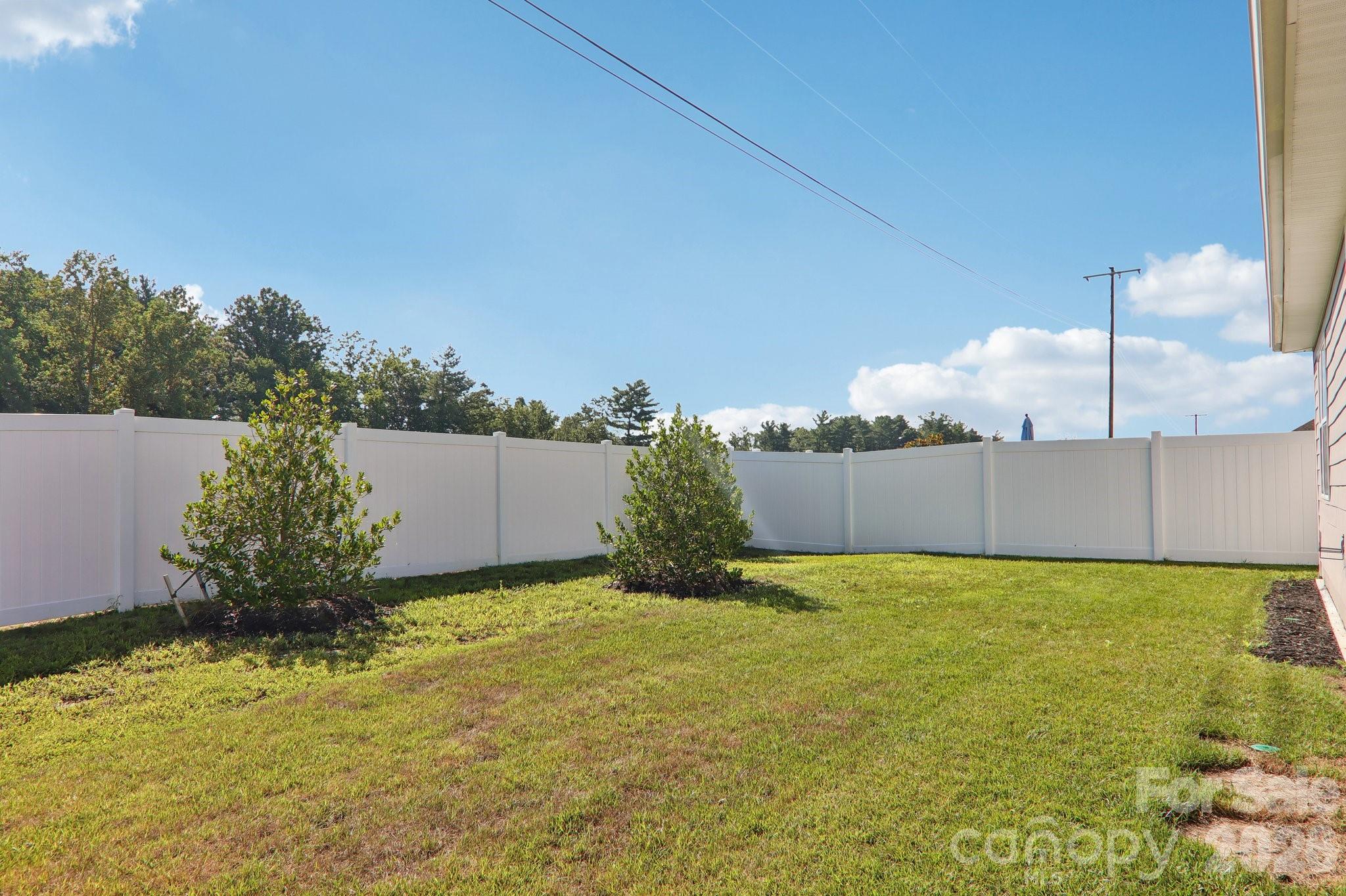 505 Fox Cove Road Property Photo 11