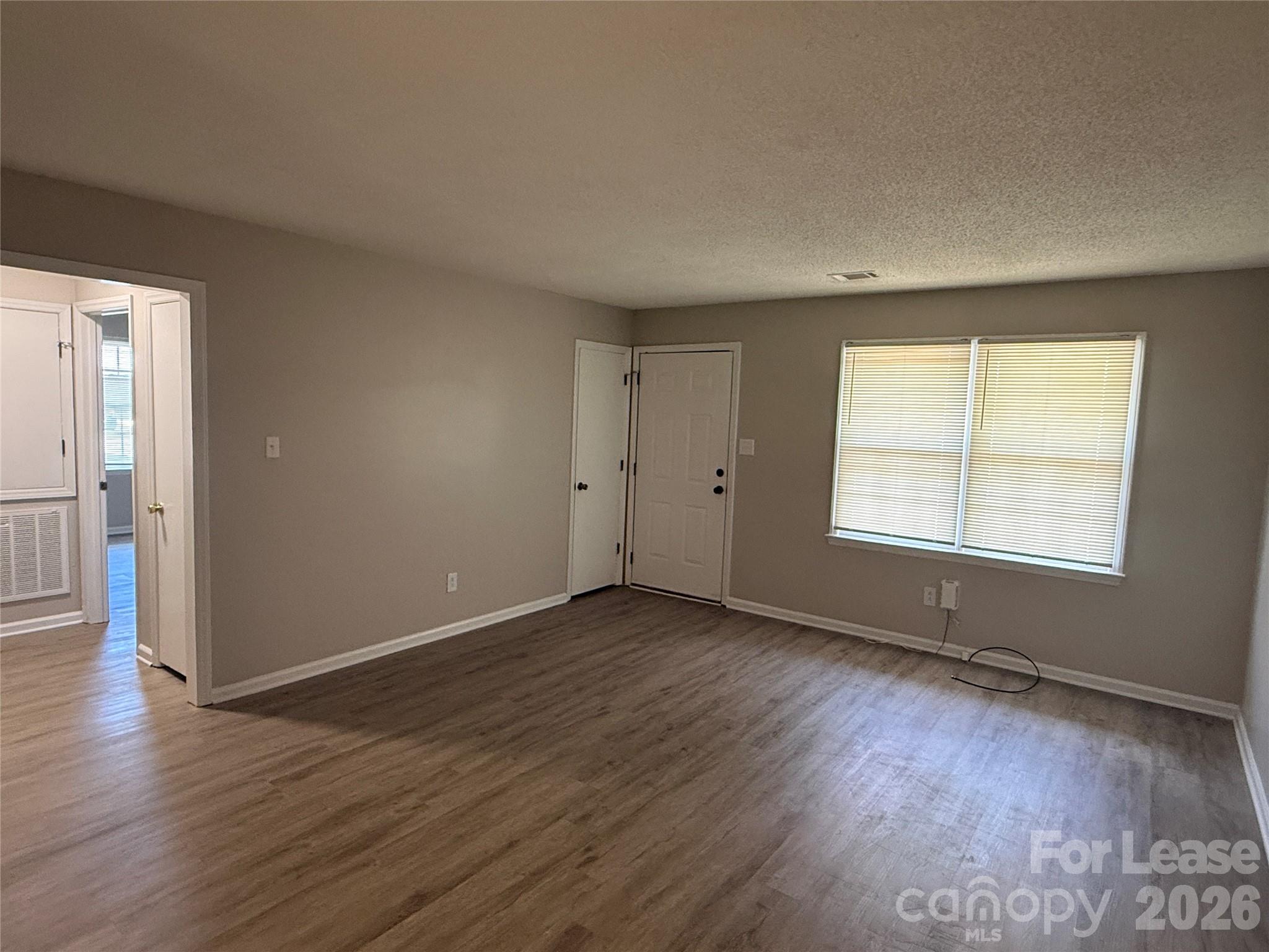 314 Hamilton Drive 1 Property Photo 2