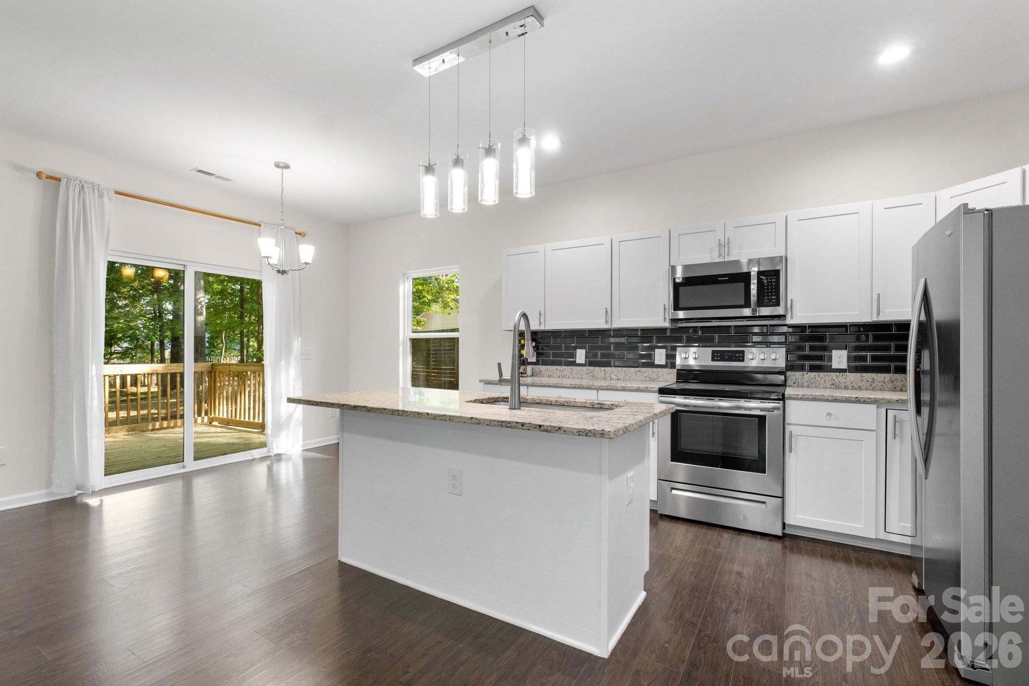 2415 Kimway Drive Property Photo 8