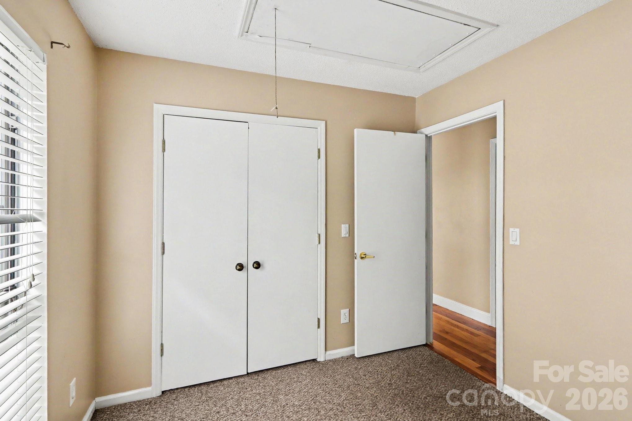 8804 Royal Scot Lane Property Photo 14