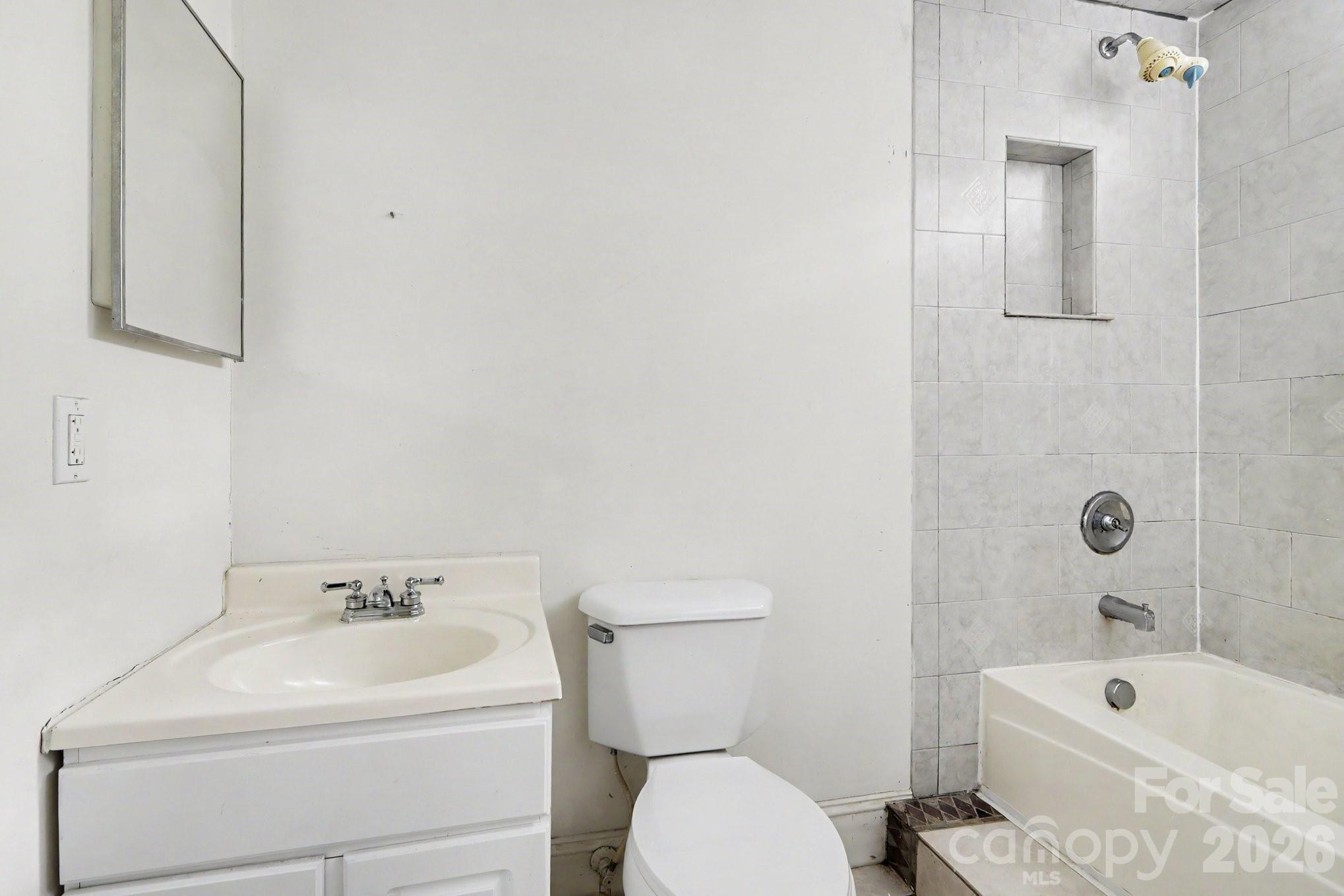8804 Royal Scot Lane Property Photo 20