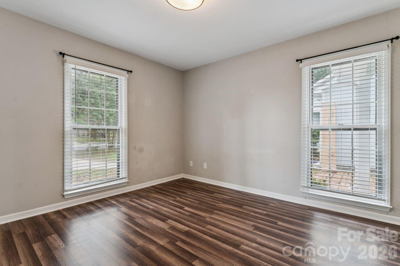11128 Sevilla Court Property Photo 8