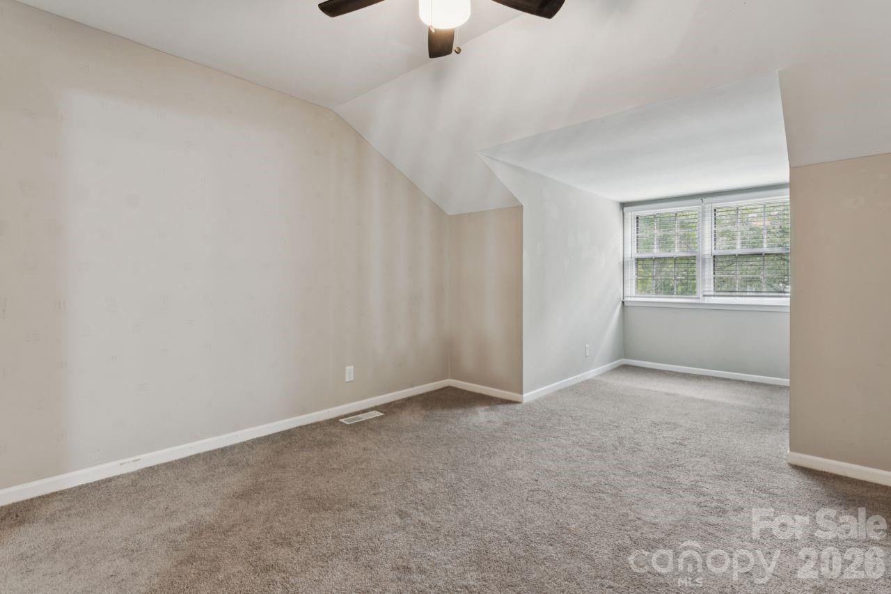 11128 Sevilla Court Property Photo 12
