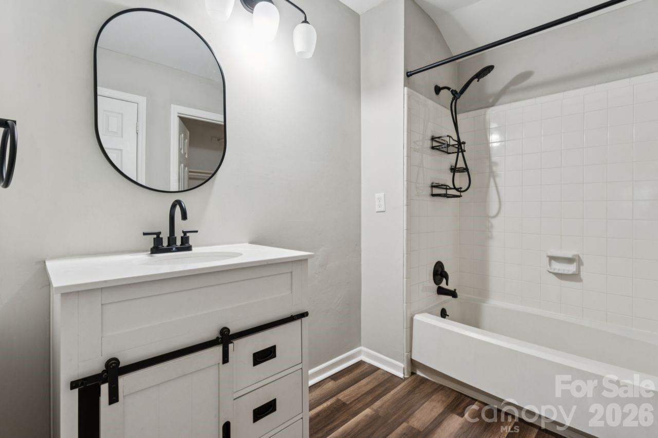 11128 Sevilla Court Property Photo 14