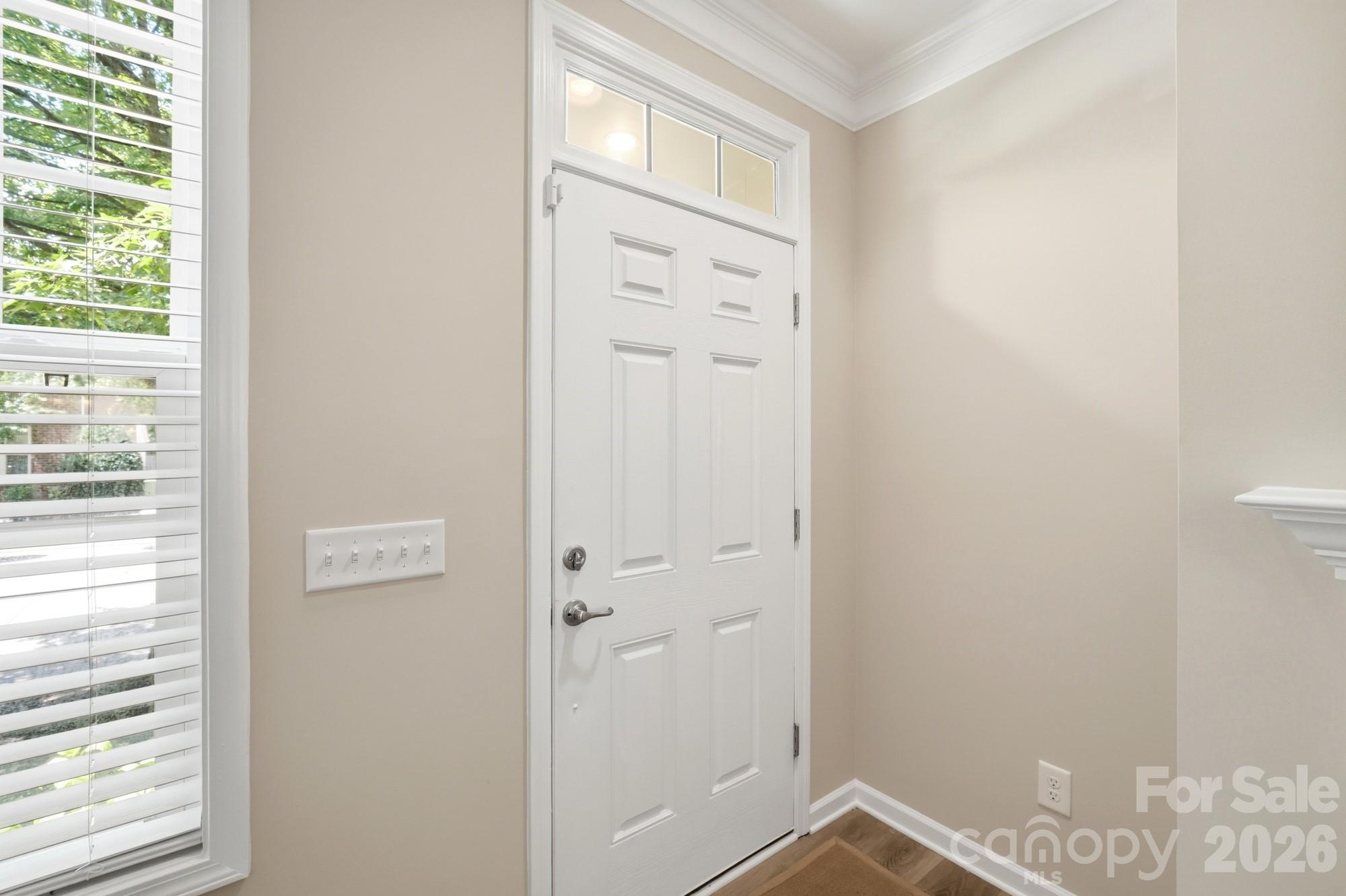 11209 Cedar Walk Lane Property Photo 4