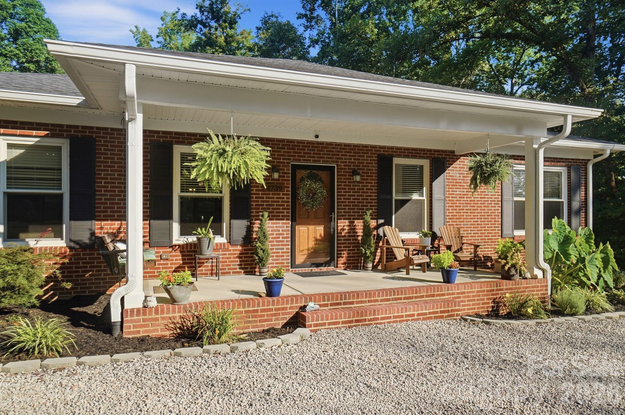 4739 Mountain Island Drive Property Photo 4