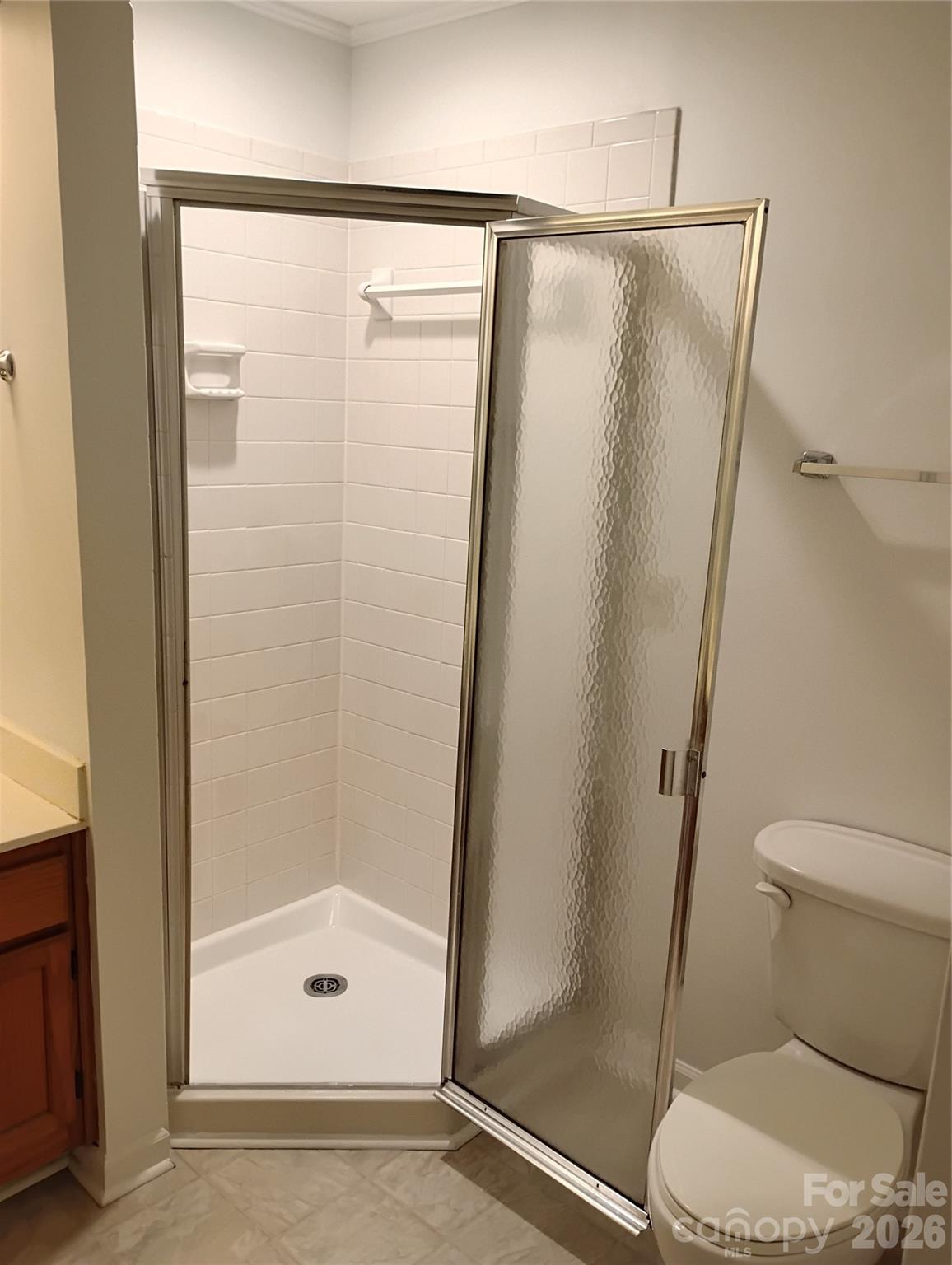 2536 Stradbrook Drive B Property Photo 13