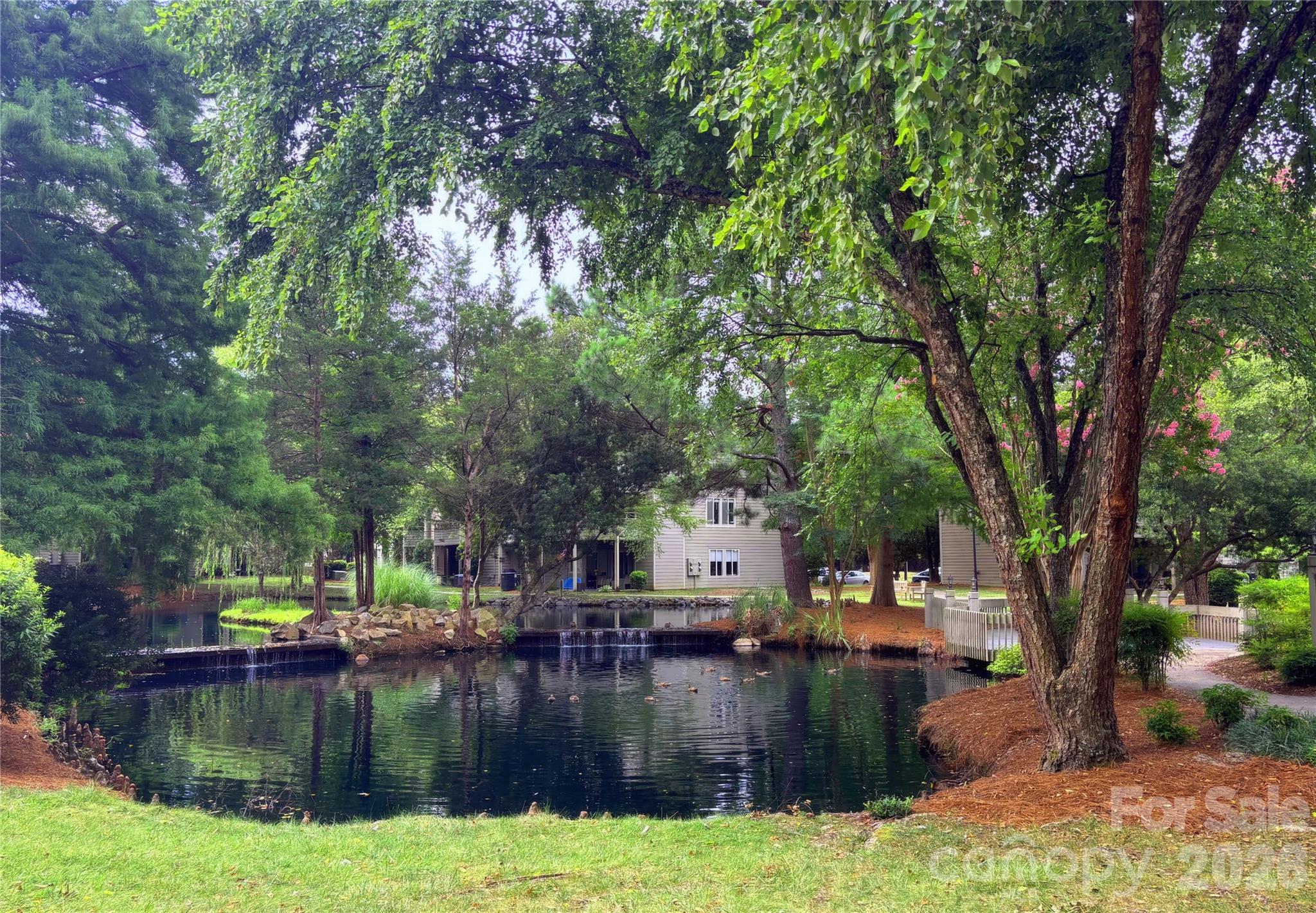 2536 Stradbrook Drive B Property Photo 22