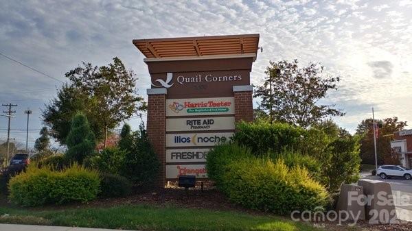 2536 Stradbrook Drive B Property Photo 25