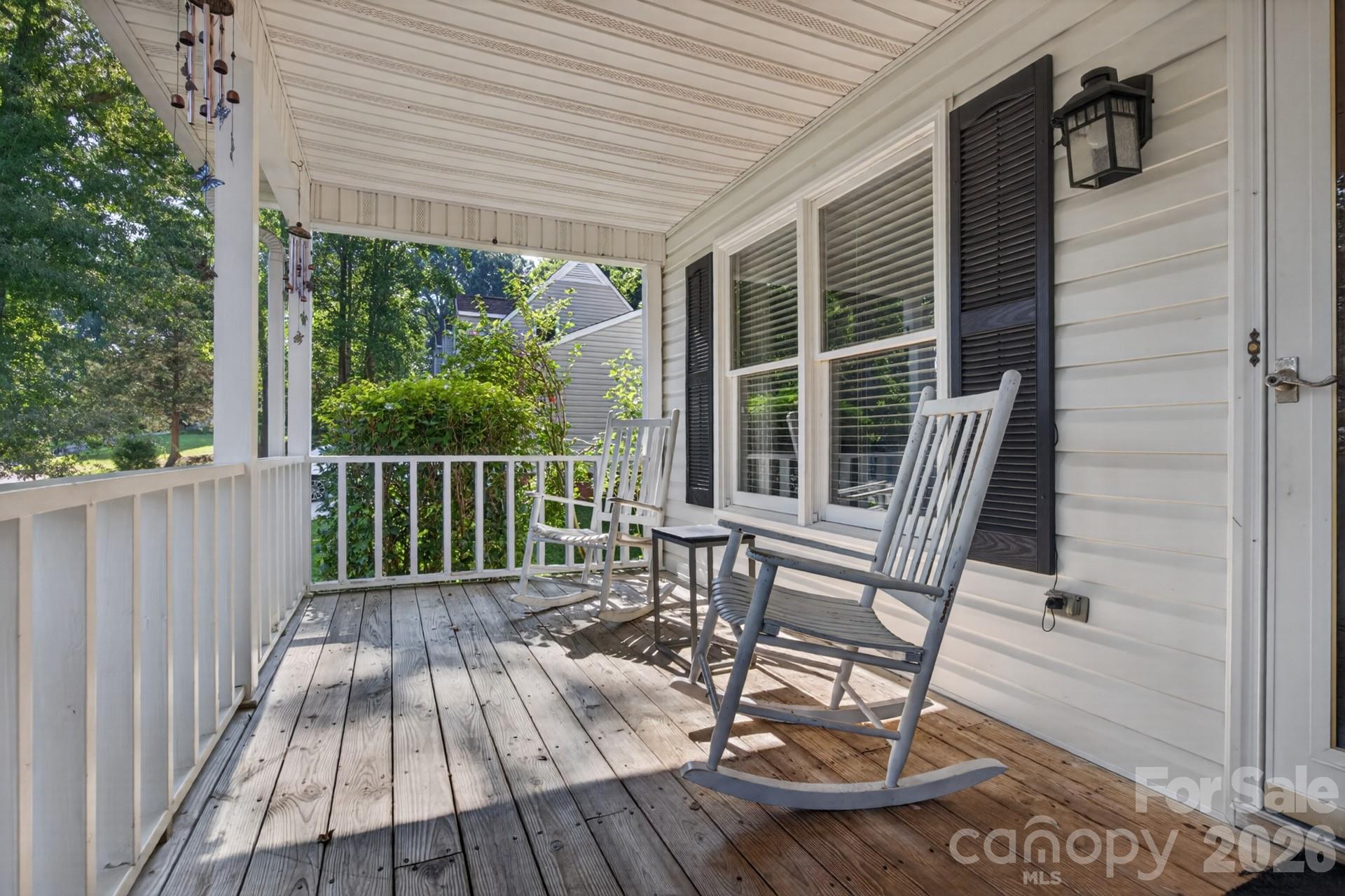 102 Carabelle Circle Property Photo 2