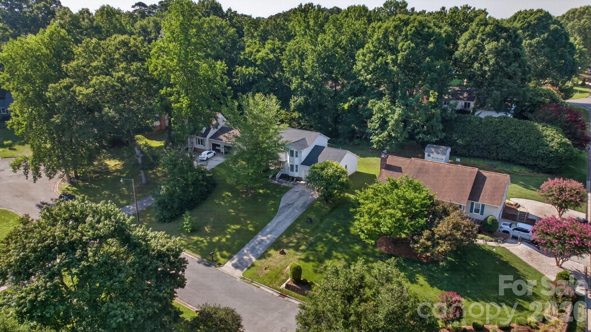 102 Carabelle Circle Property Photo 23