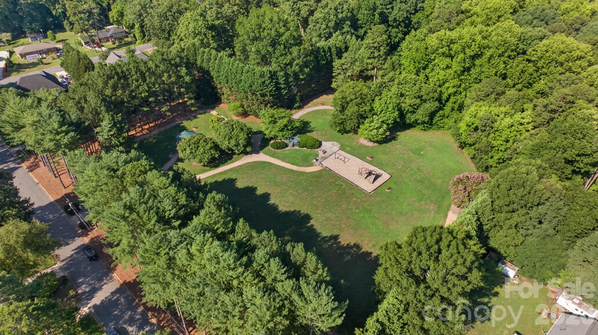 102 Carabelle Circle Property Photo 42