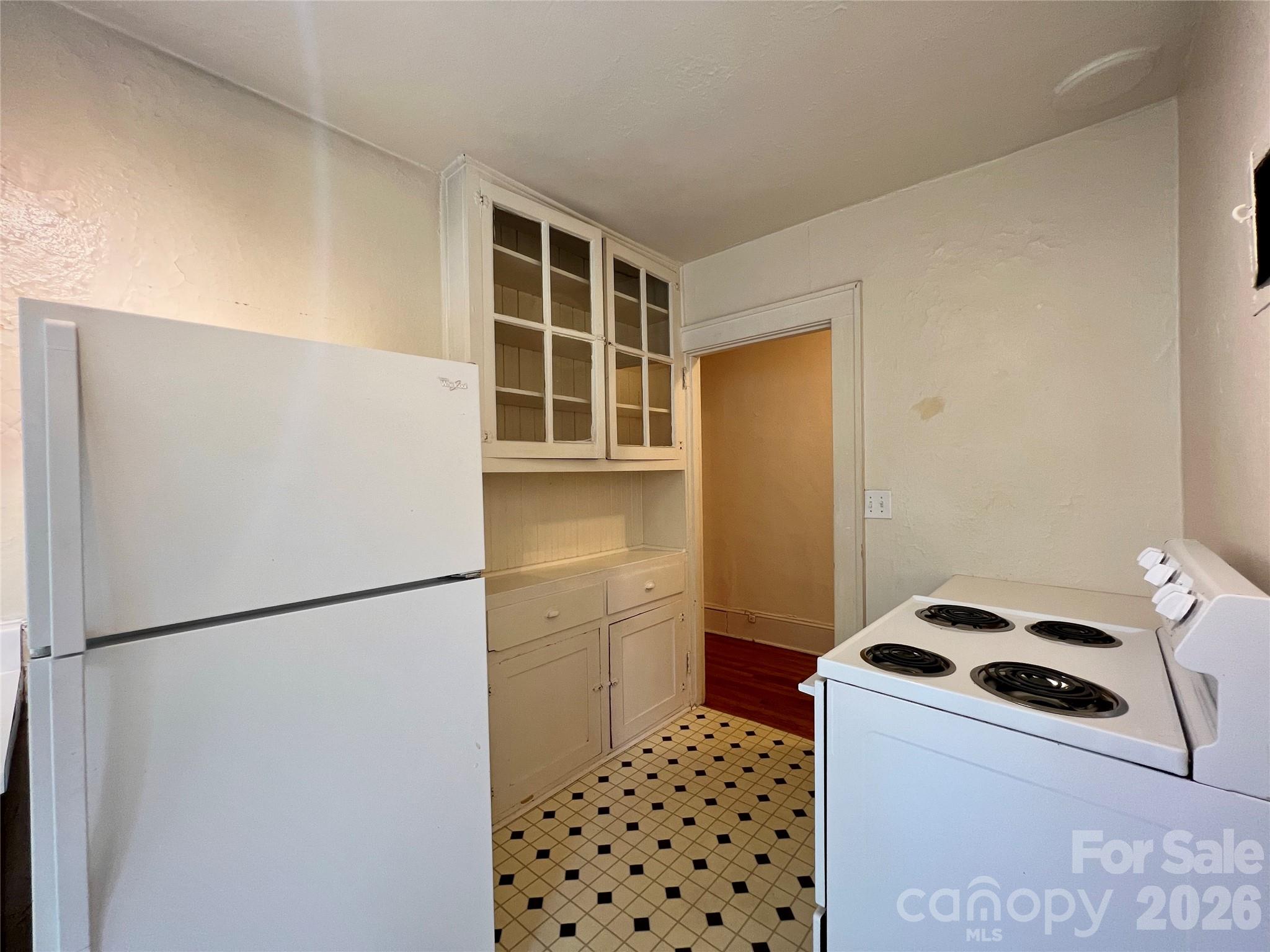 19 Saluda Street Property Photo 11