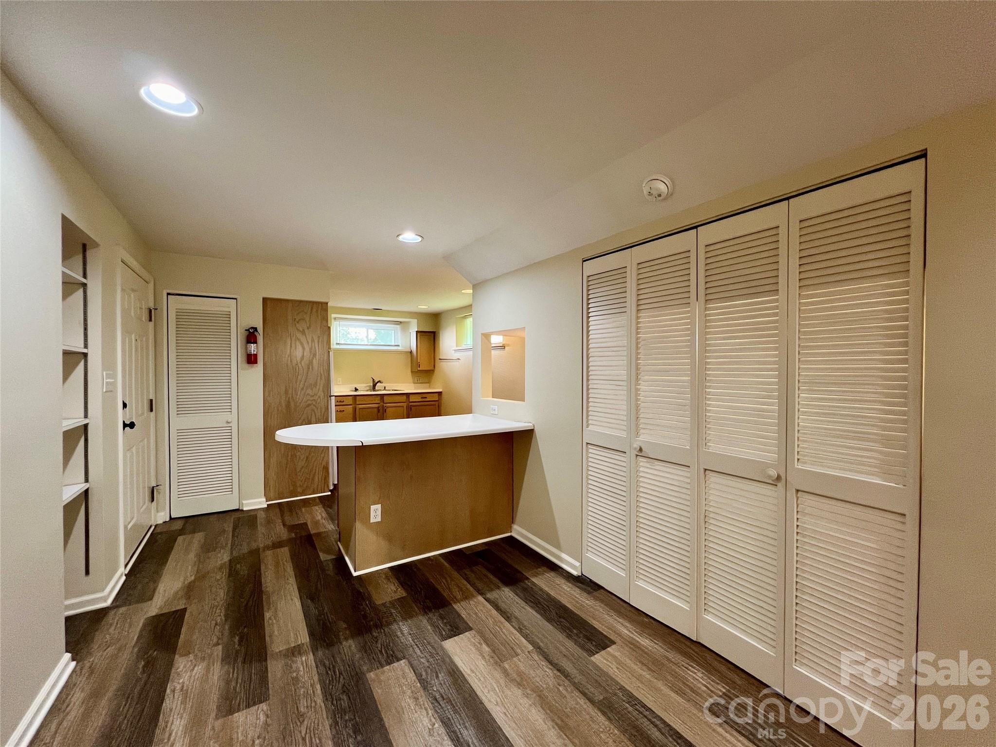 19 Saluda Street Property Photo 27